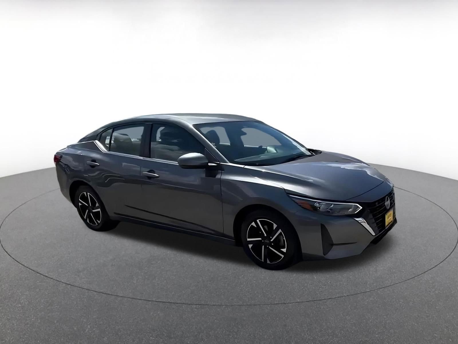 Thumbnail: 2025 Nissan Sentra - 2