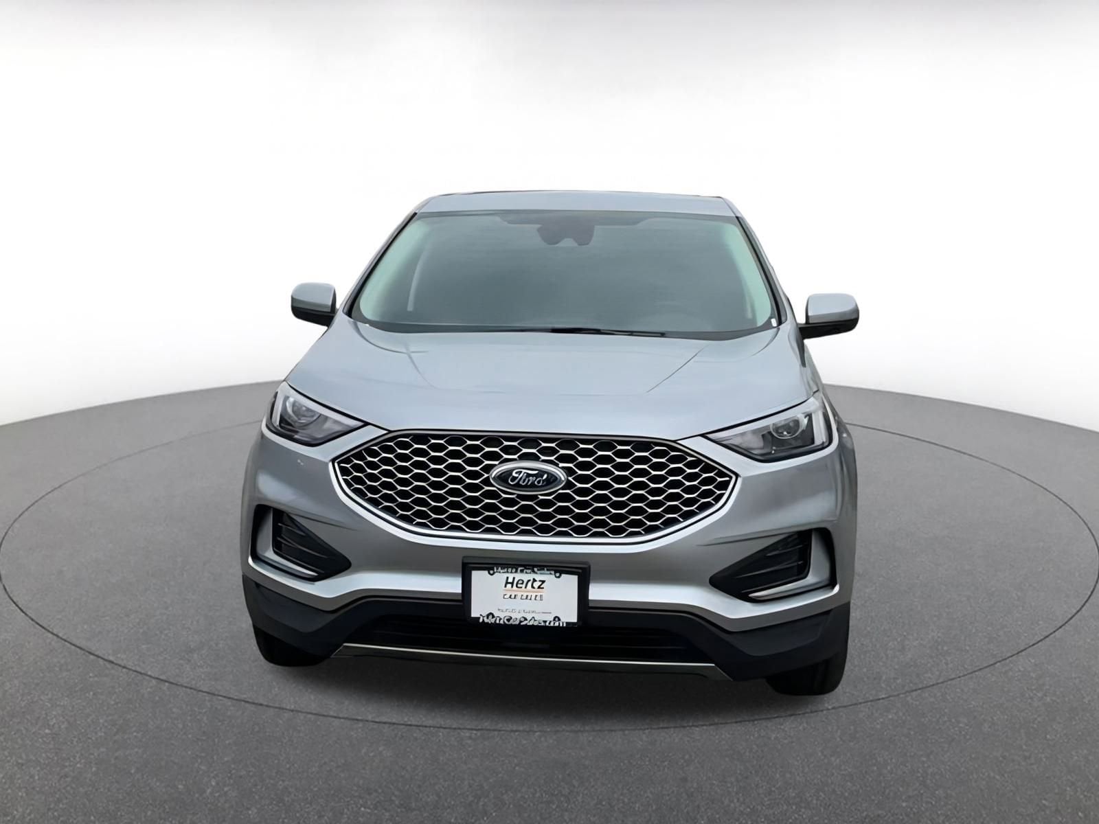 Thumbnail: 2024 Ford Edge - 4