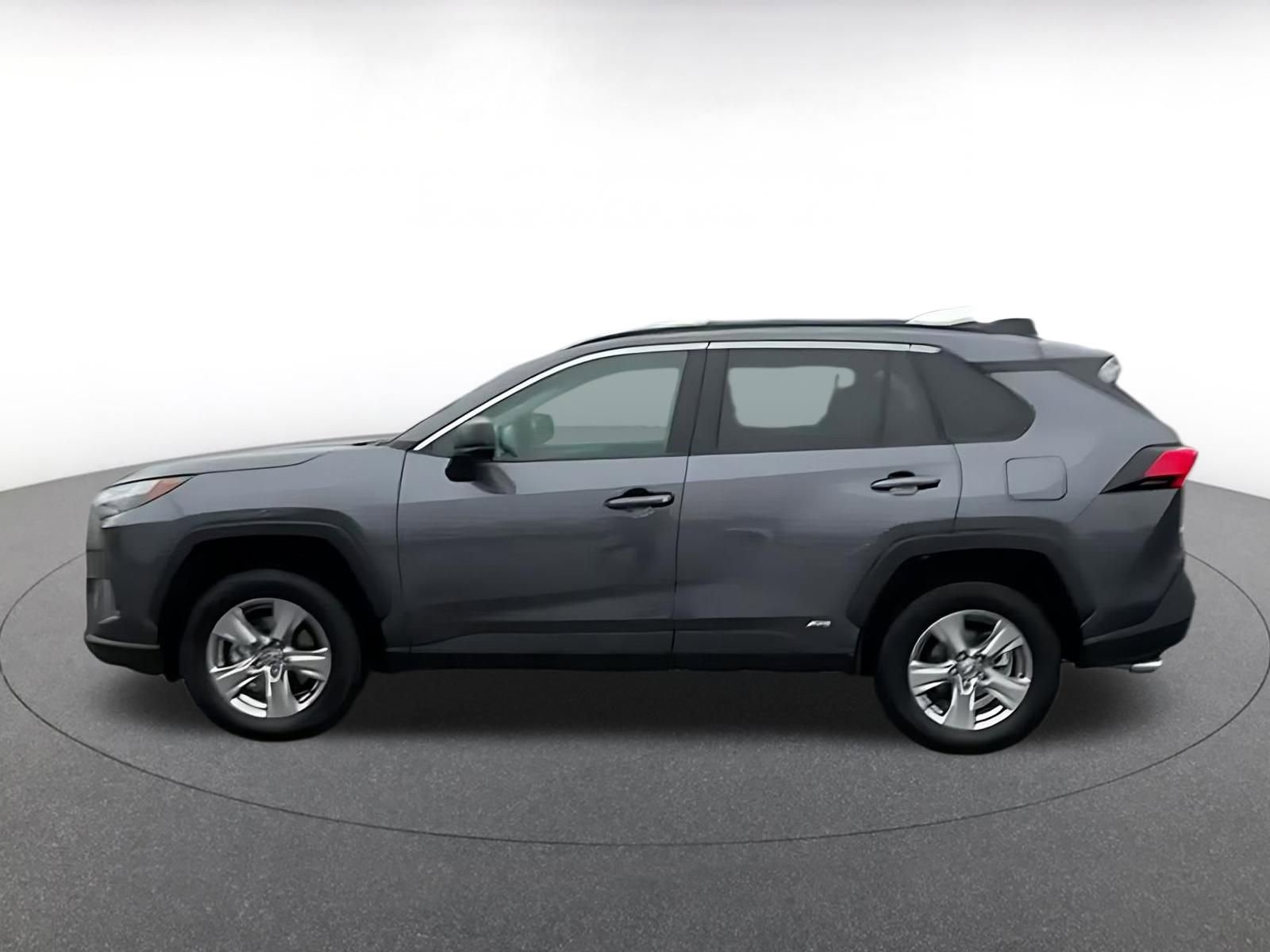 Thumbnail: 2025 Toyota RAV4 - 9