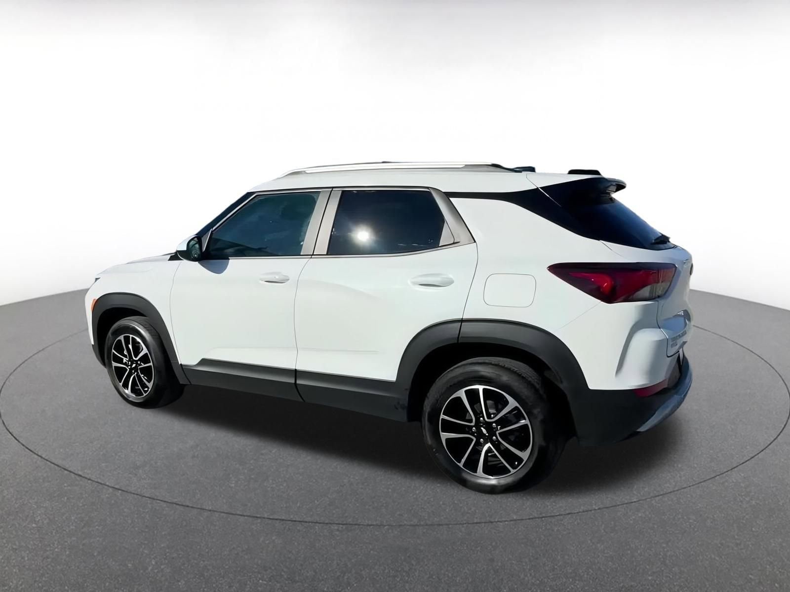 Thumbnail: 2025 Chevrolet TrailBlazer - 10