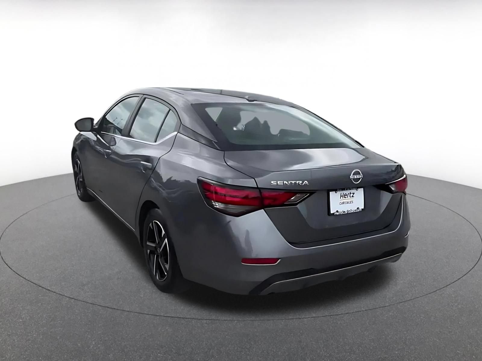 Thumbnail: 2025 Nissan Sentra - 10