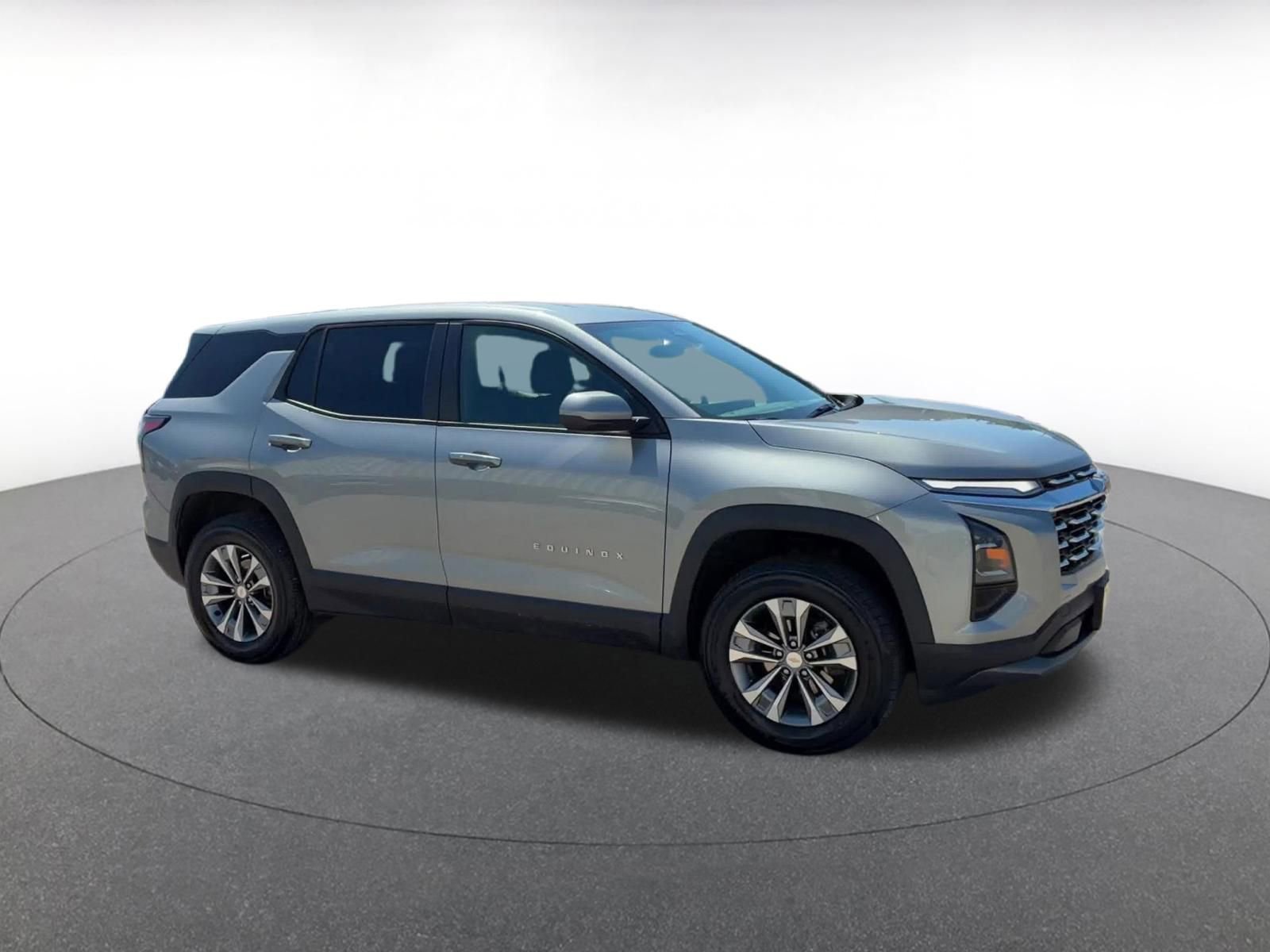 Thumbnail: 2025 Chevrolet Equinox - 2