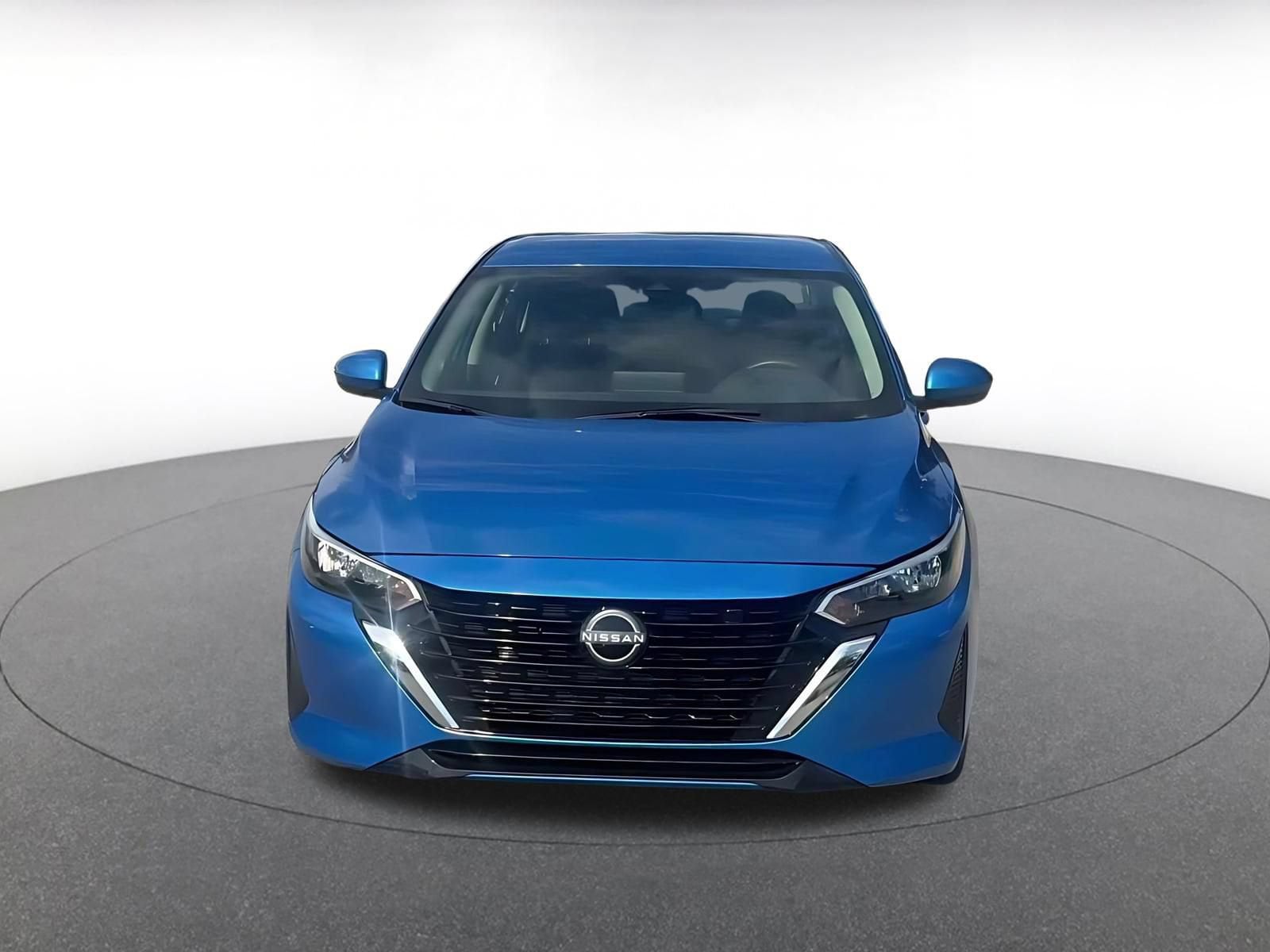 Thumbnail: 2025 Nissan Sentra - 4