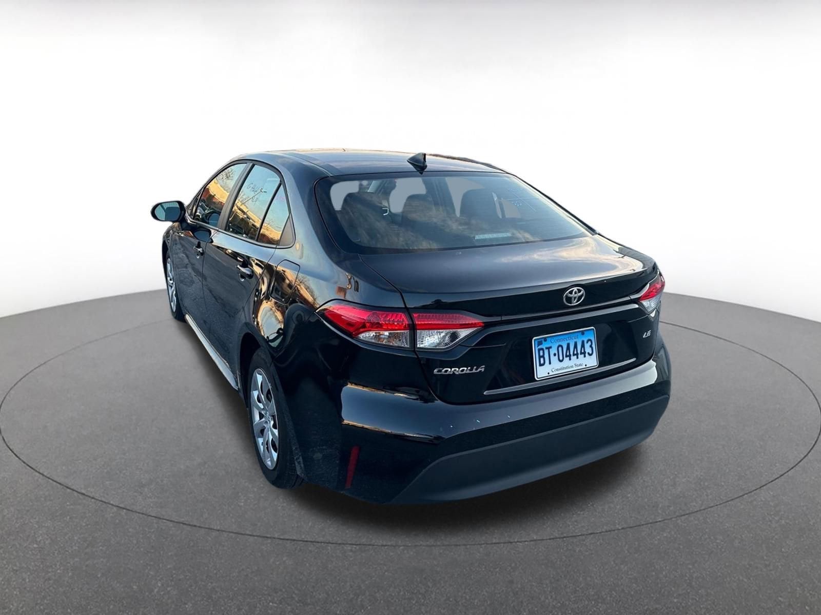 Thumbnail: 2025 Toyota Corolla - 4