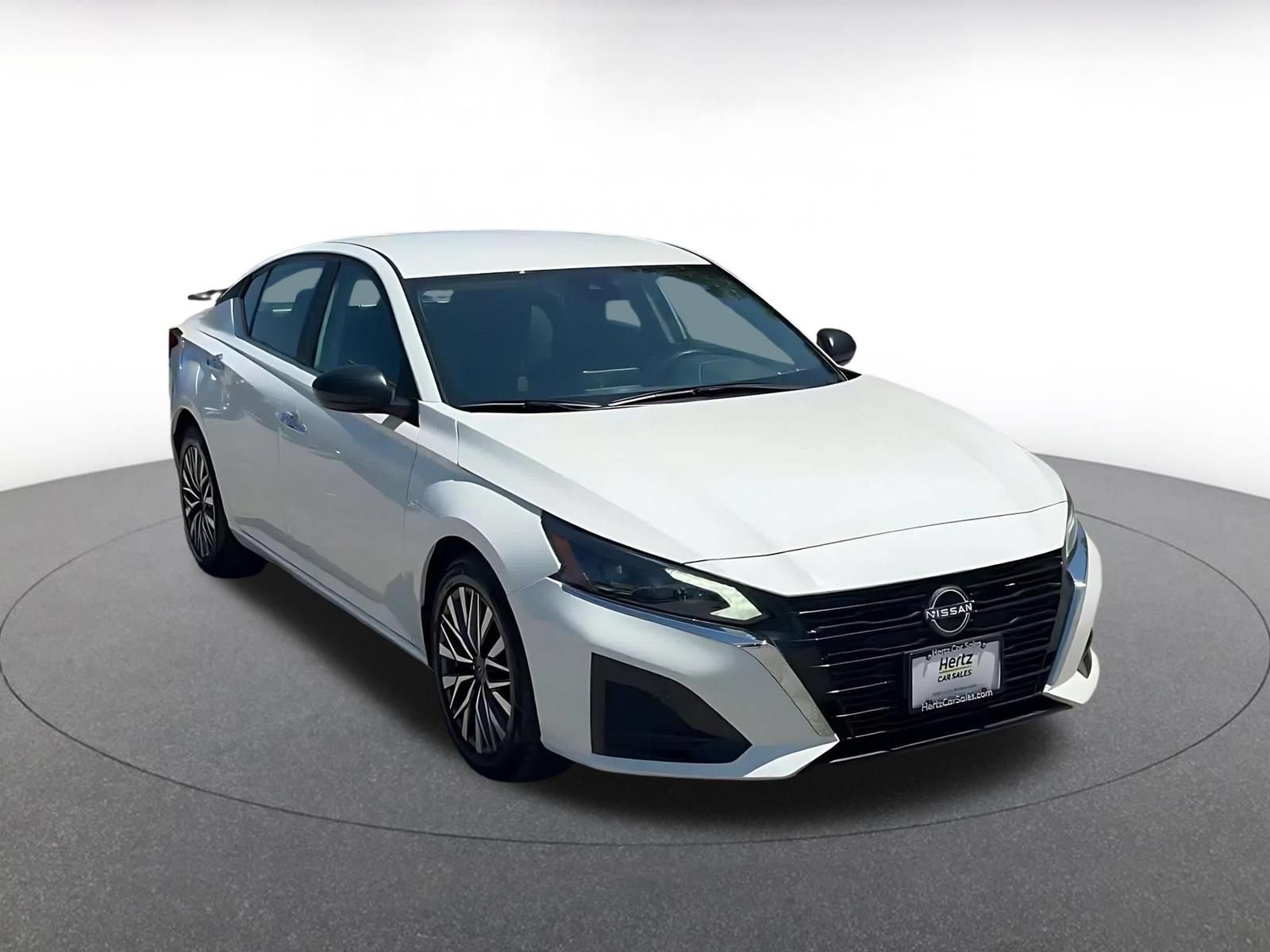 Thumbnail: 2025 Nissan Altima - 3