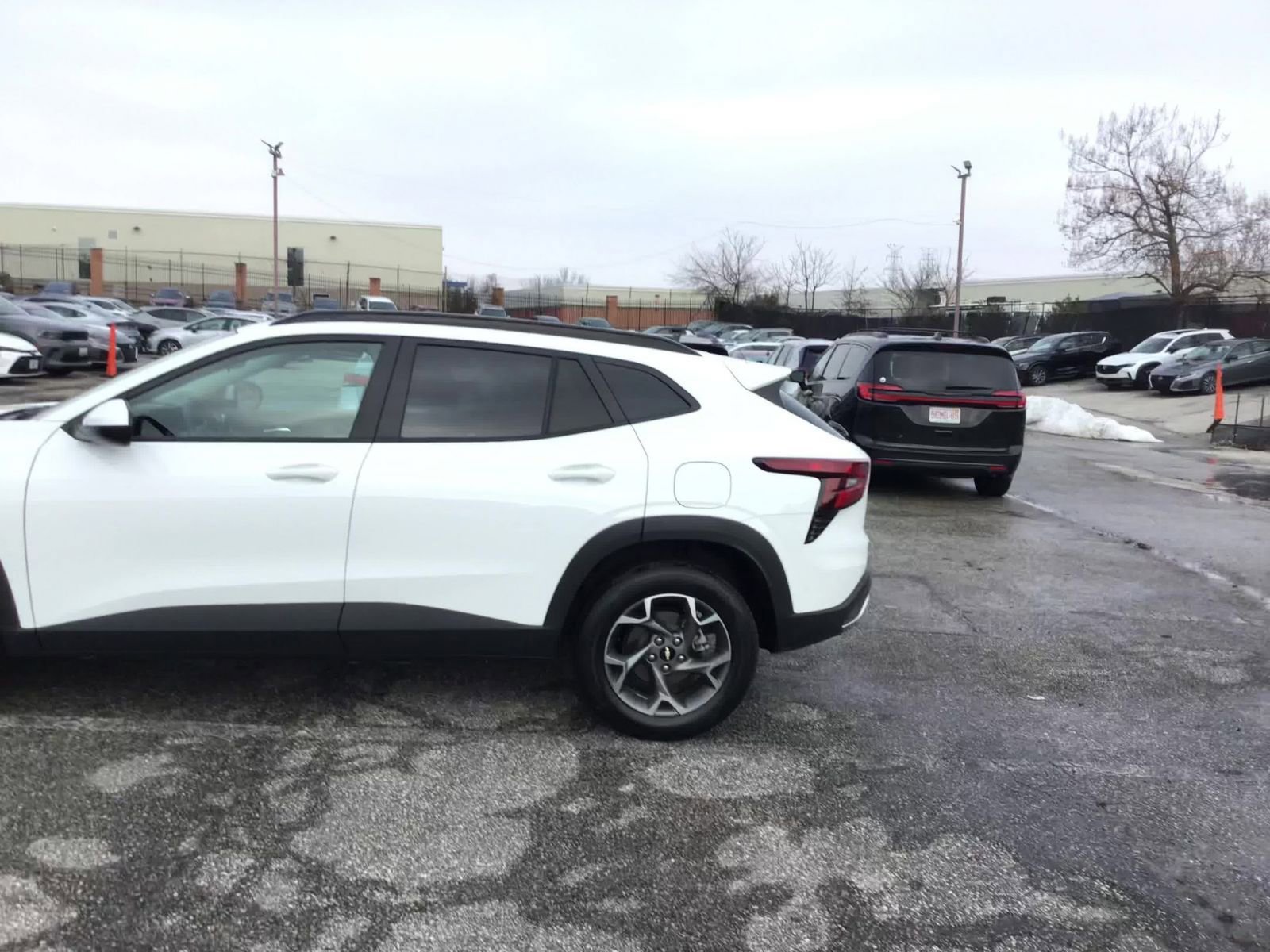 Thumbnail: 2025 Chevrolet Trax - 16