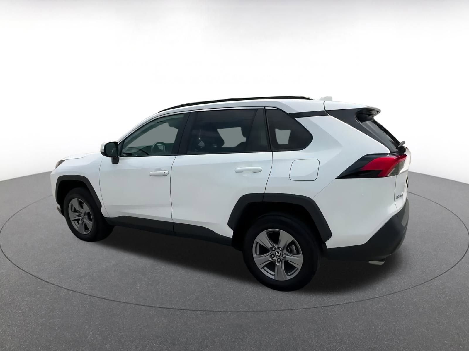Thumbnail: 2024 Toyota RAV4 - 10