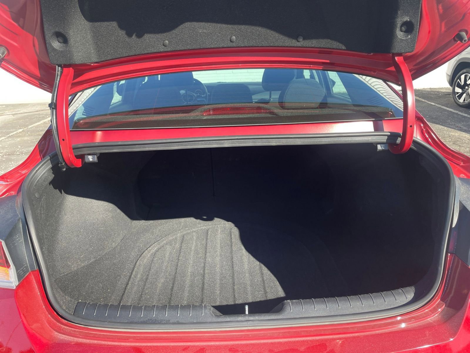 Thumbnail: 2025 Hyundai Elantra - 30