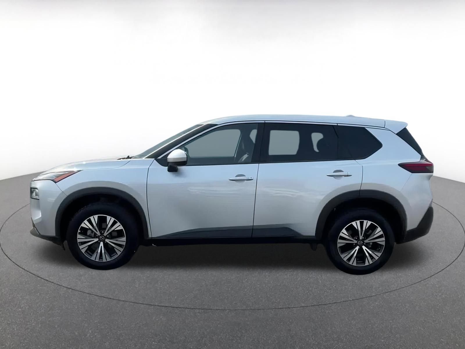 Thumbnail: 2023 Nissan Rogue - 8