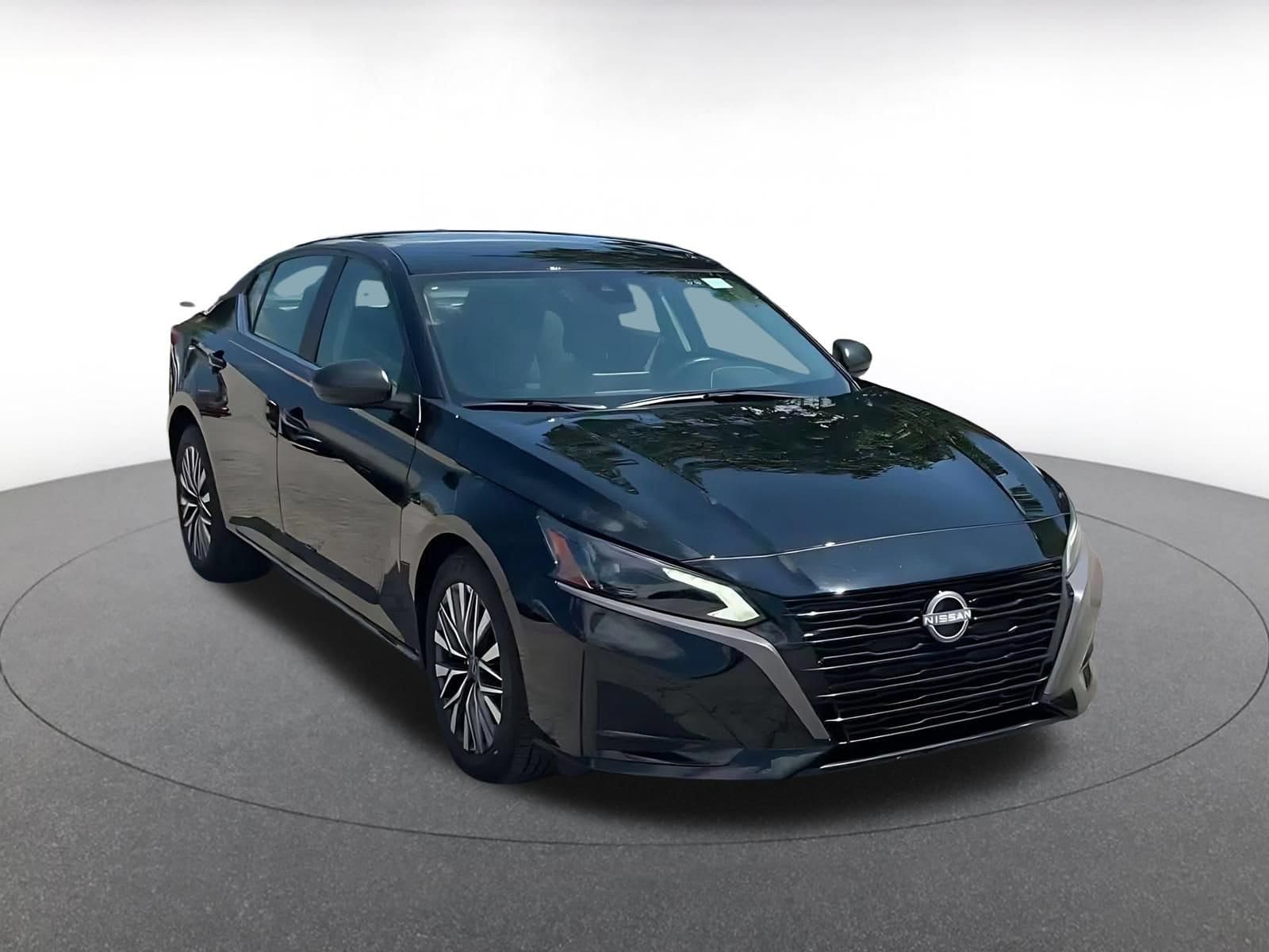 Thumbnail: 2026 Nissan Altima - 3