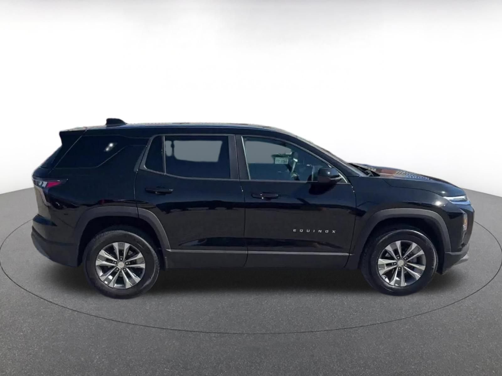 Thumbnail: 2025 Chevrolet Equinox - 13