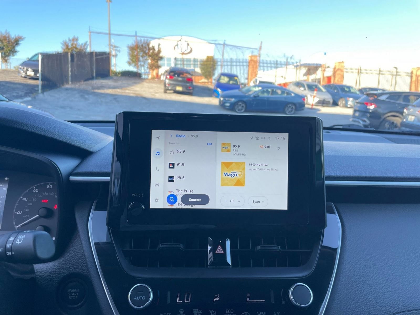 Thumbnail: 2025 Toyota Corolla Cross - 21