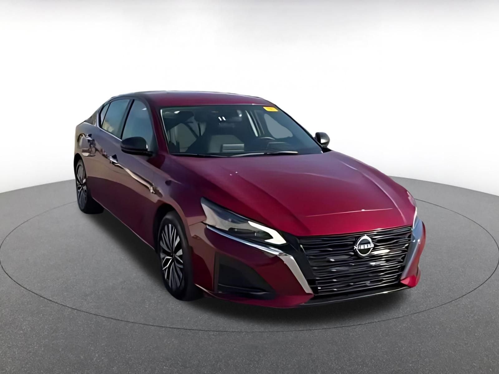Thumbnail: 2025 Nissan Altima - 16