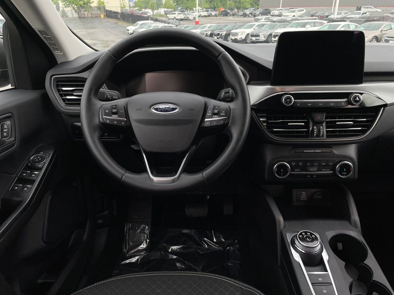Thumbnail: 2024 Ford Escape - 34