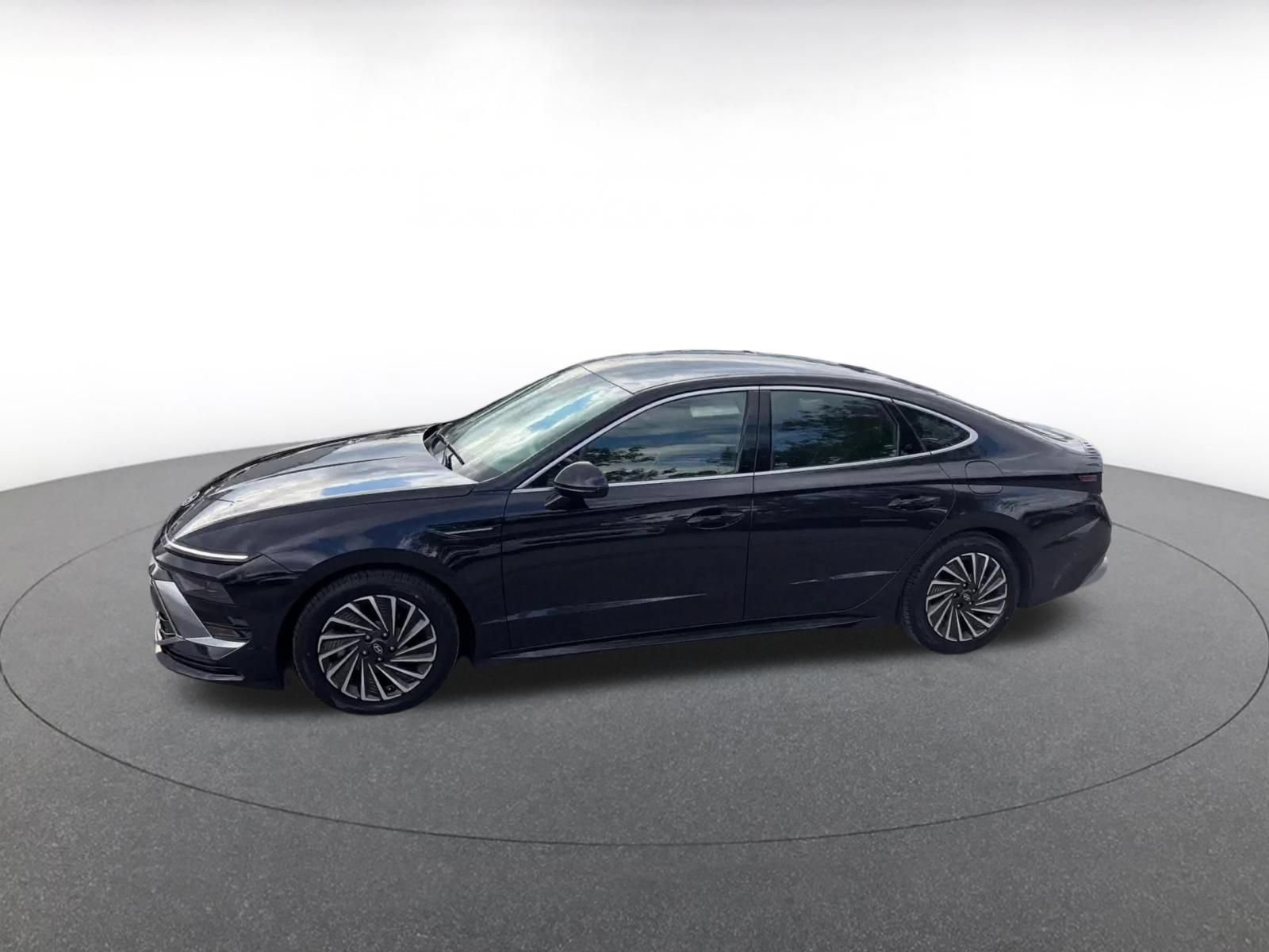 Thumbnail: 2025 Hyundai Sonata - 8