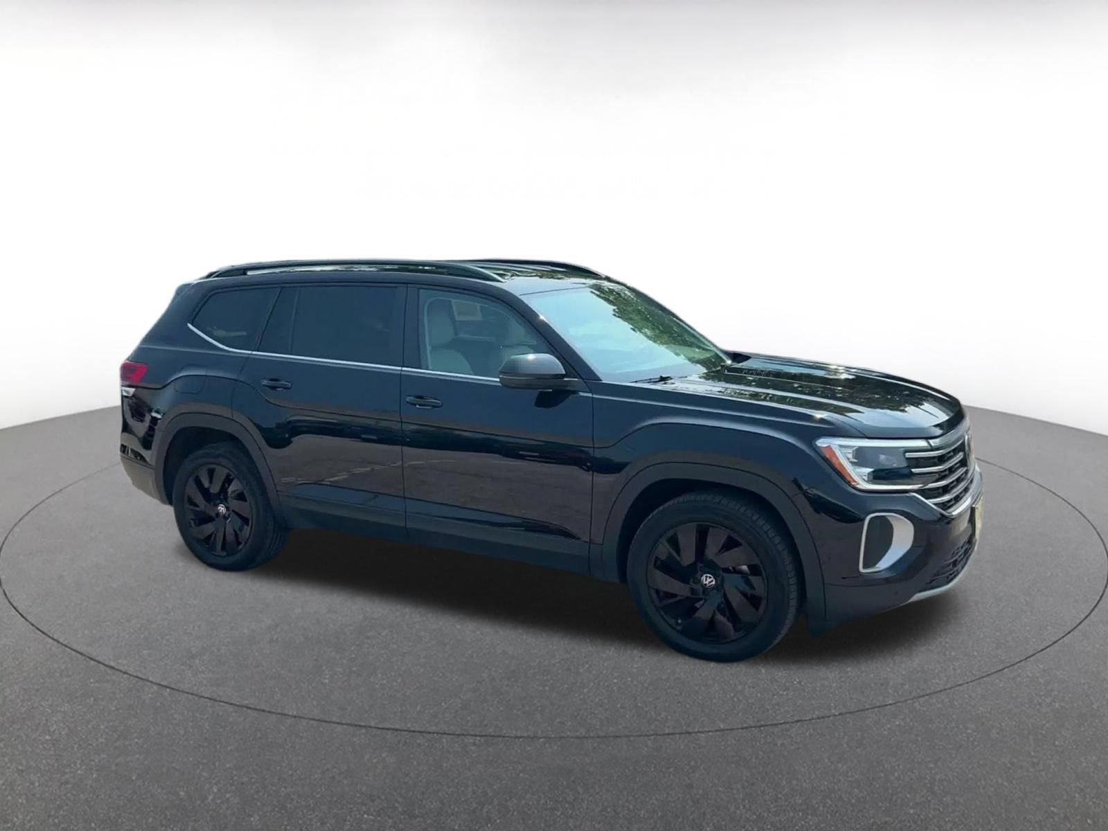 Thumbnail: 2026 Volkswagen Atlas - 2