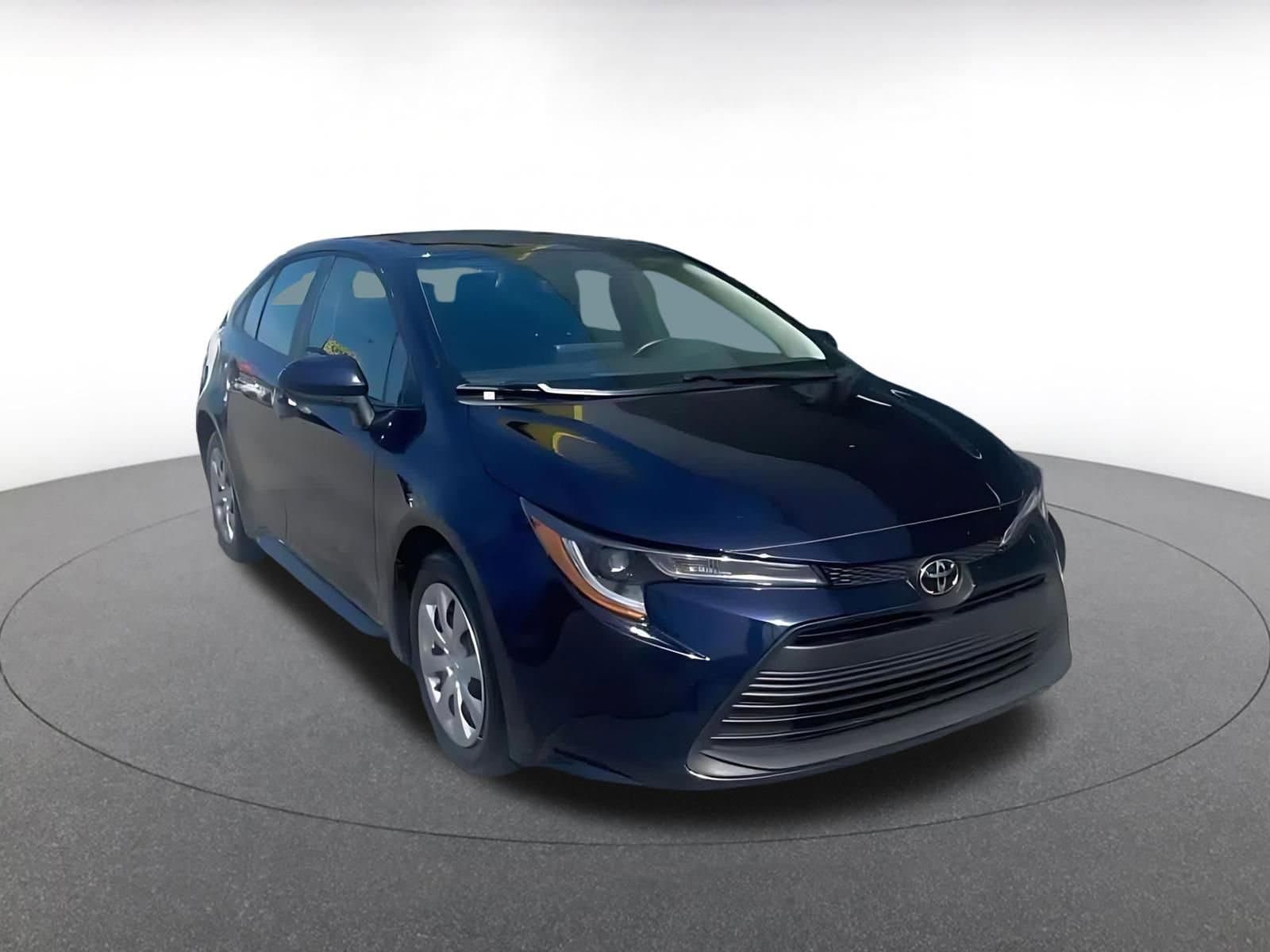 Thumbnail: 2025 Toyota Corolla - 3