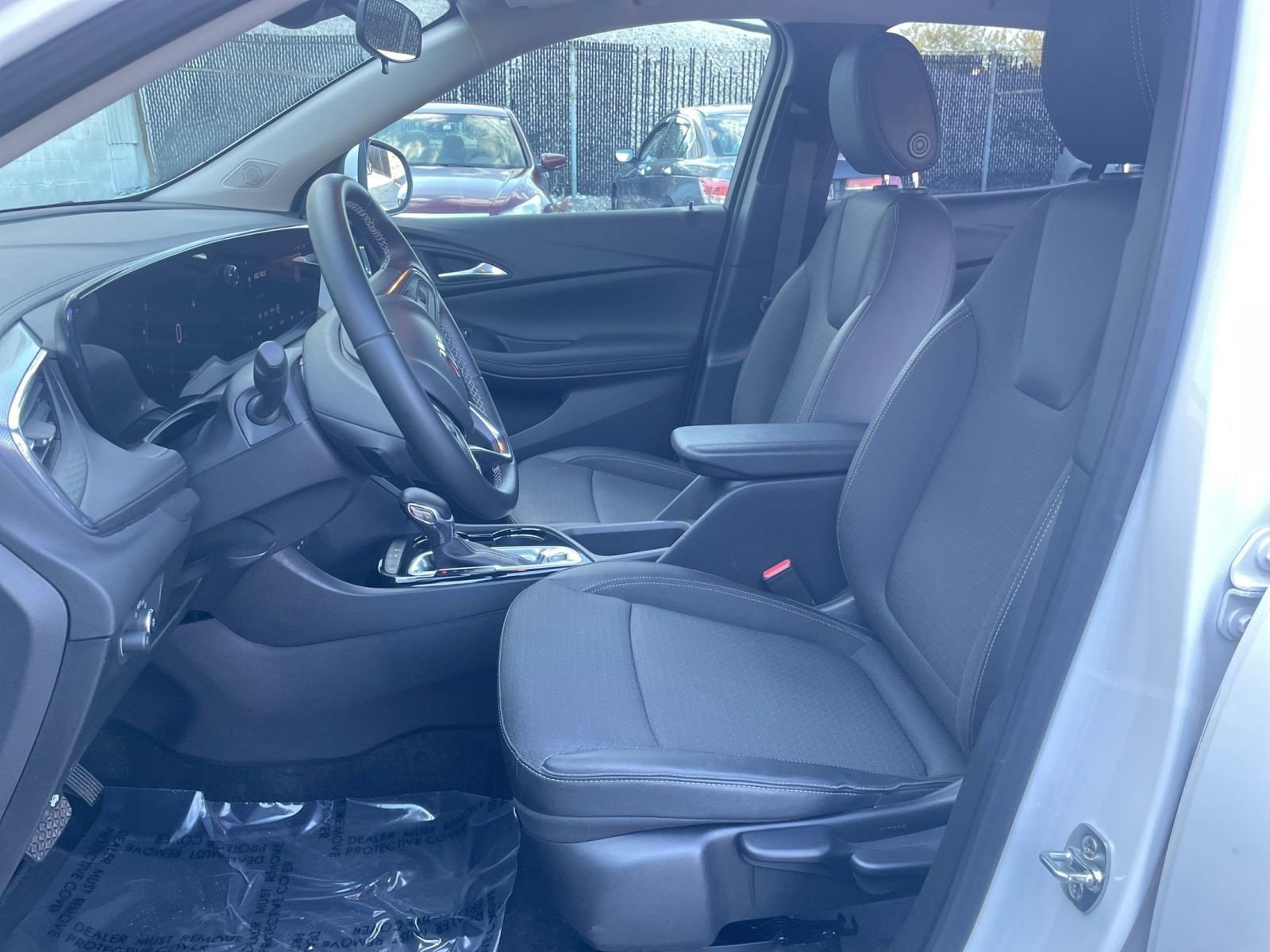 Thumbnail: 2025 Buick Encore GX - 24