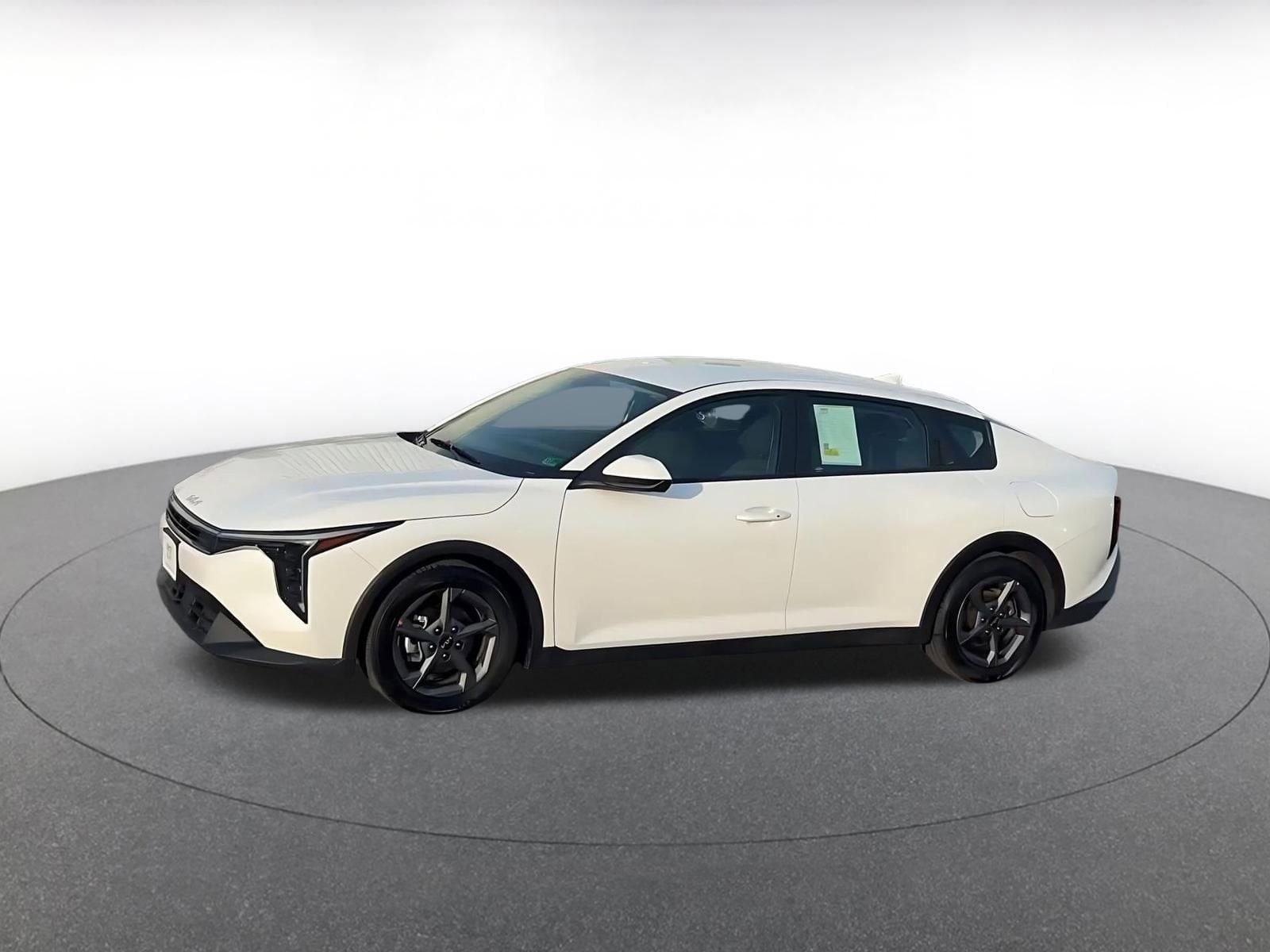 Thumbnail: 2025 Kia K4 - 8