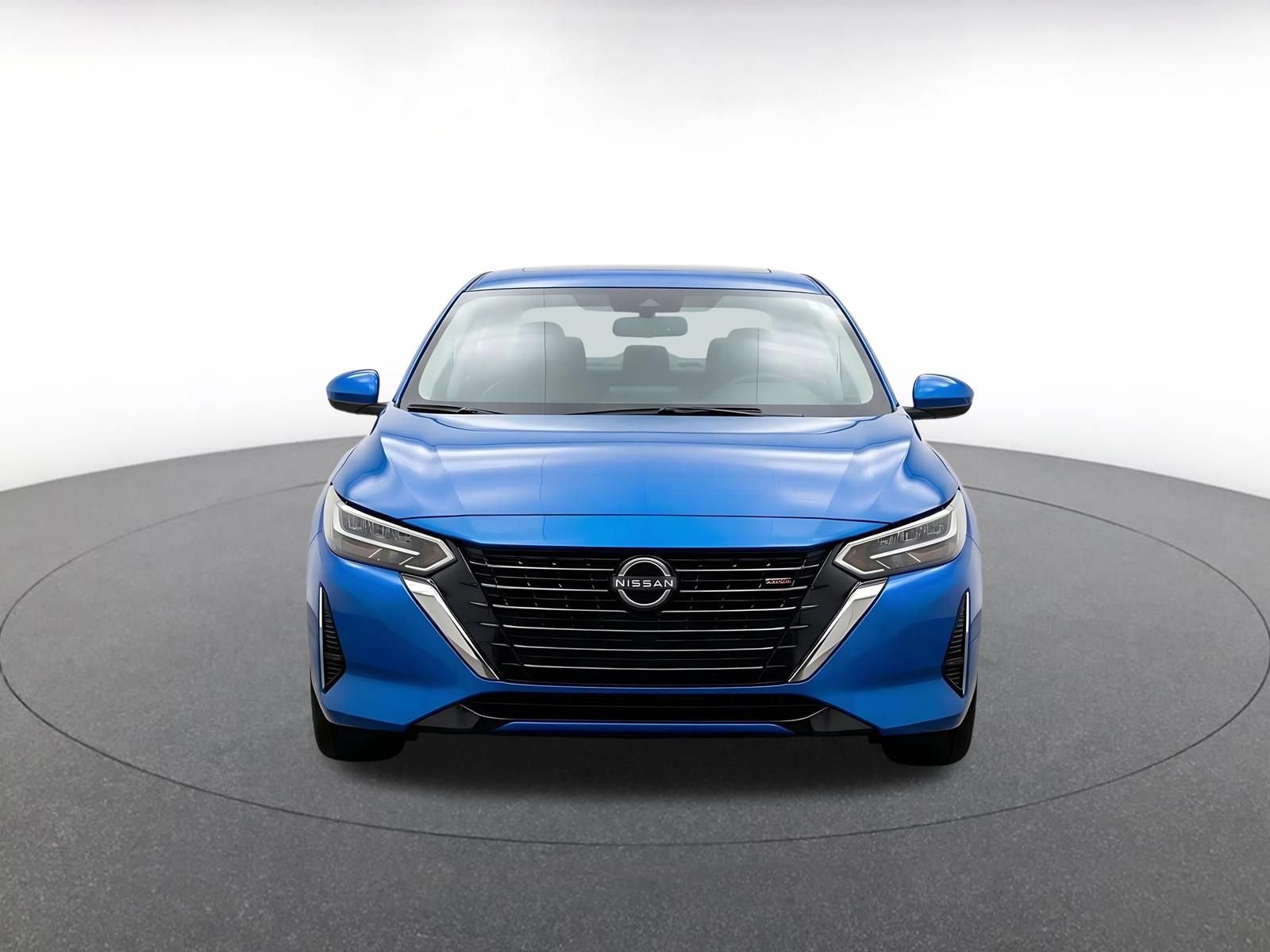 Thumbnail: 2025 Nissan Sentra - 2