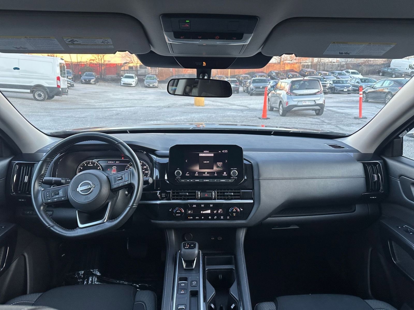 Thumbnail: 2025 Nissan Pathfinder - 34