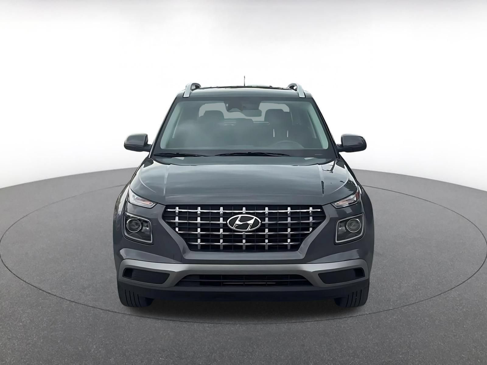 Thumbnail: 2026 Hyundai Venue - 4