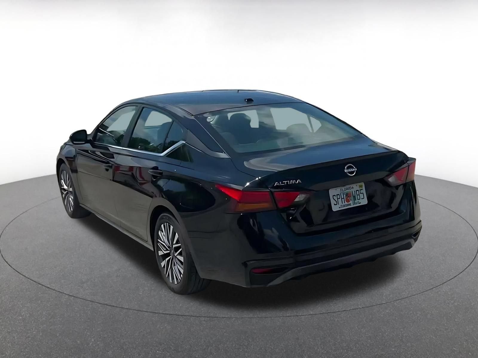 Thumbnail: 2026 Nissan Altima - 11