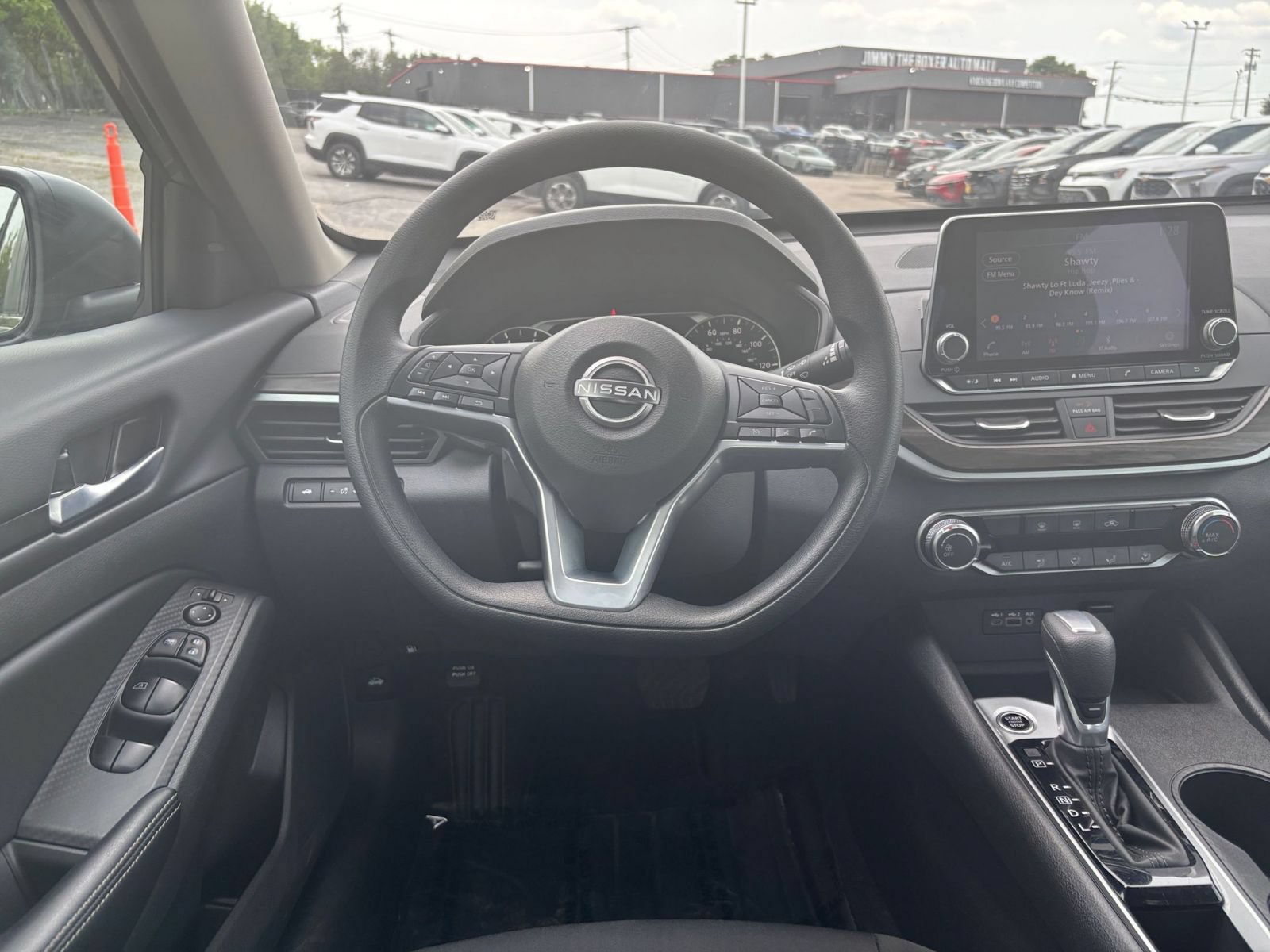 Thumbnail: 2025 Nissan Altima - 34