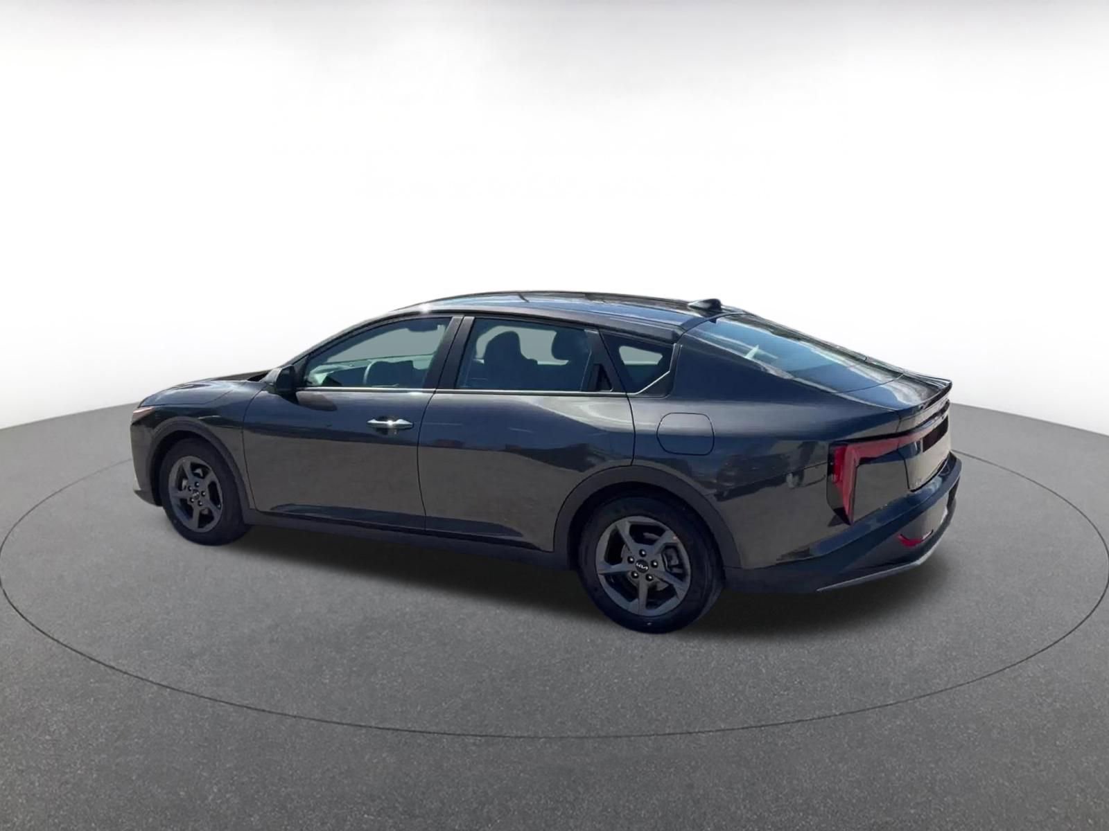 Thumbnail: 2025 Kia K4 - 10