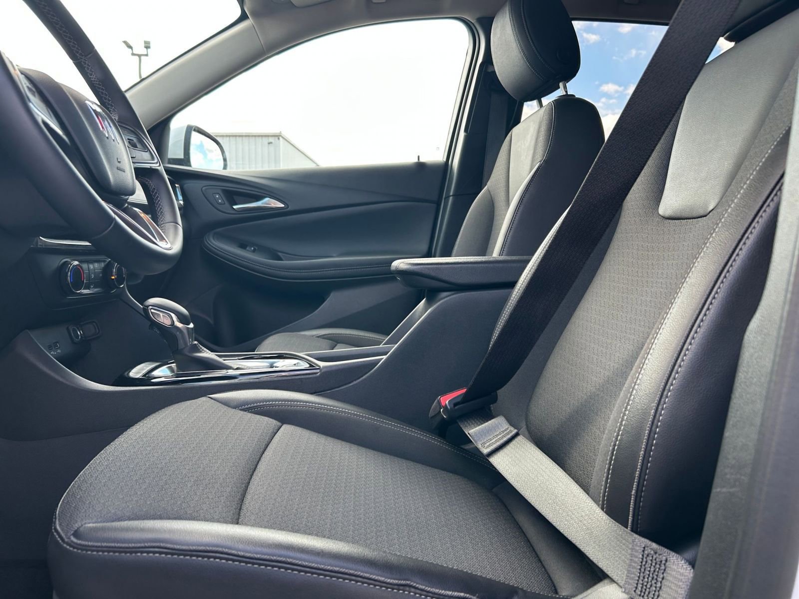 Thumbnail: 2025 Buick Encore GX - 22
