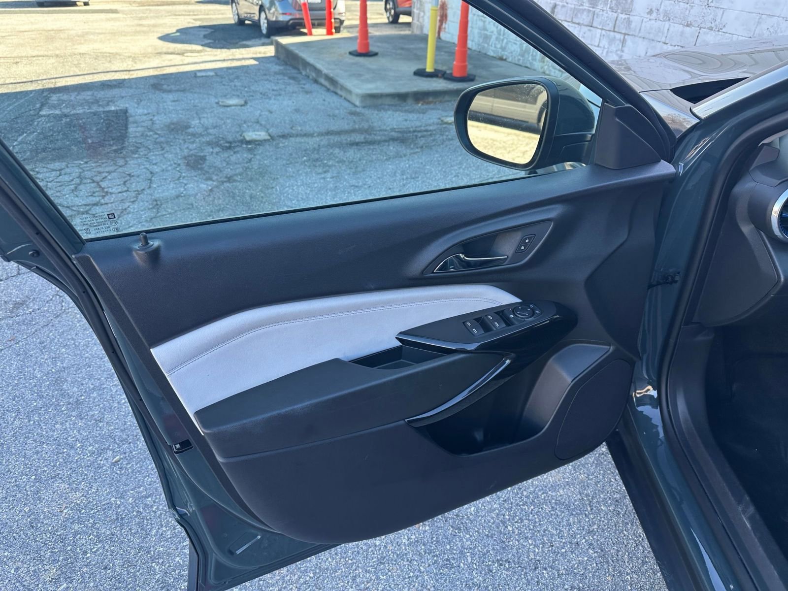 Thumbnail: 2025 Chevrolet Trax - 20