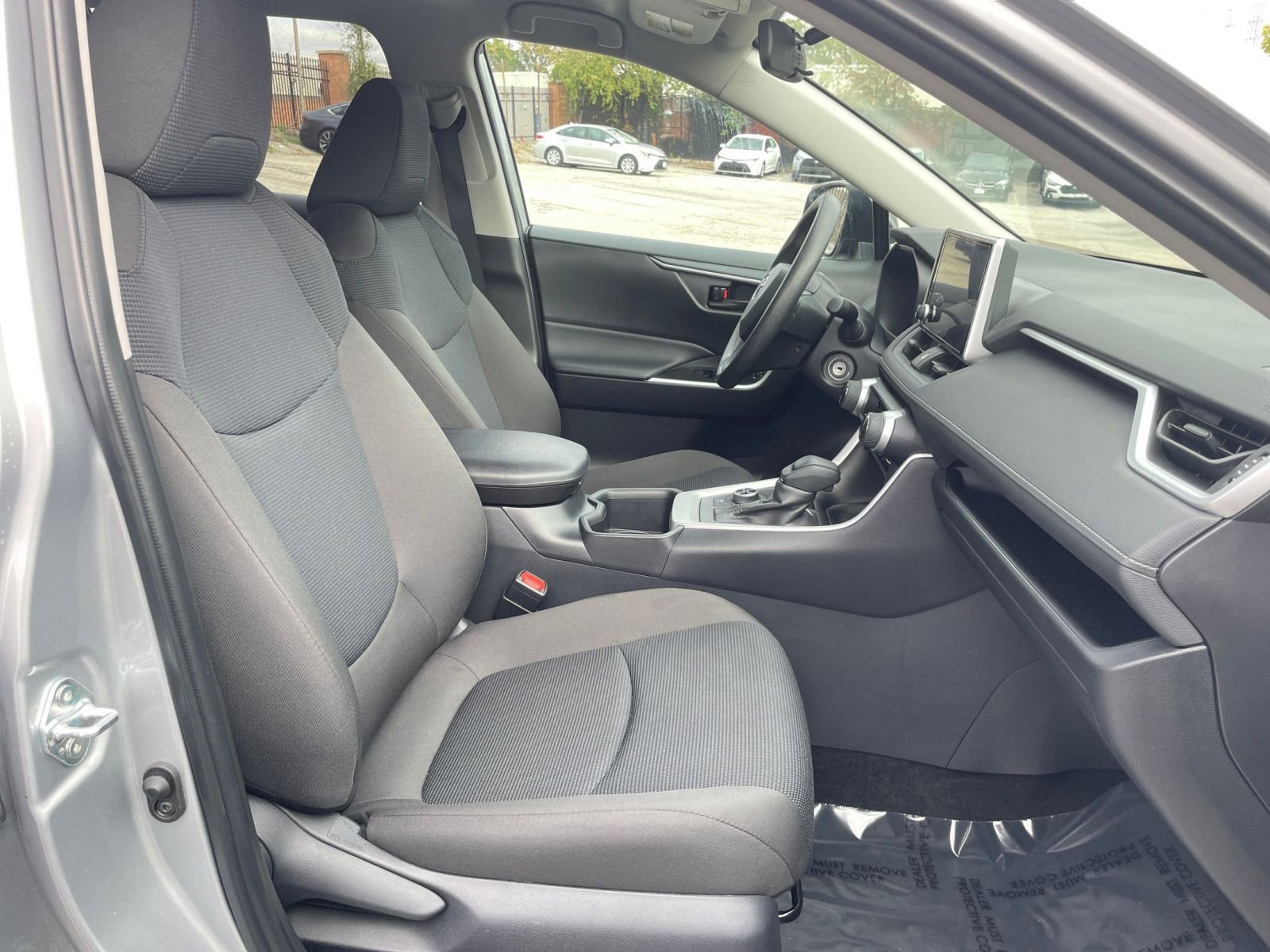 Thumbnail: 2025 Toyota RAV4 - 35