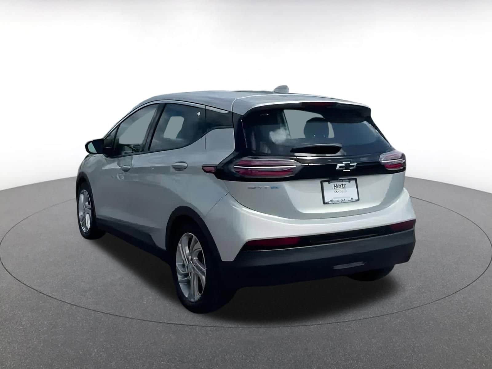 Thumbnail: 2023 Chevrolet Bolt EV - 11