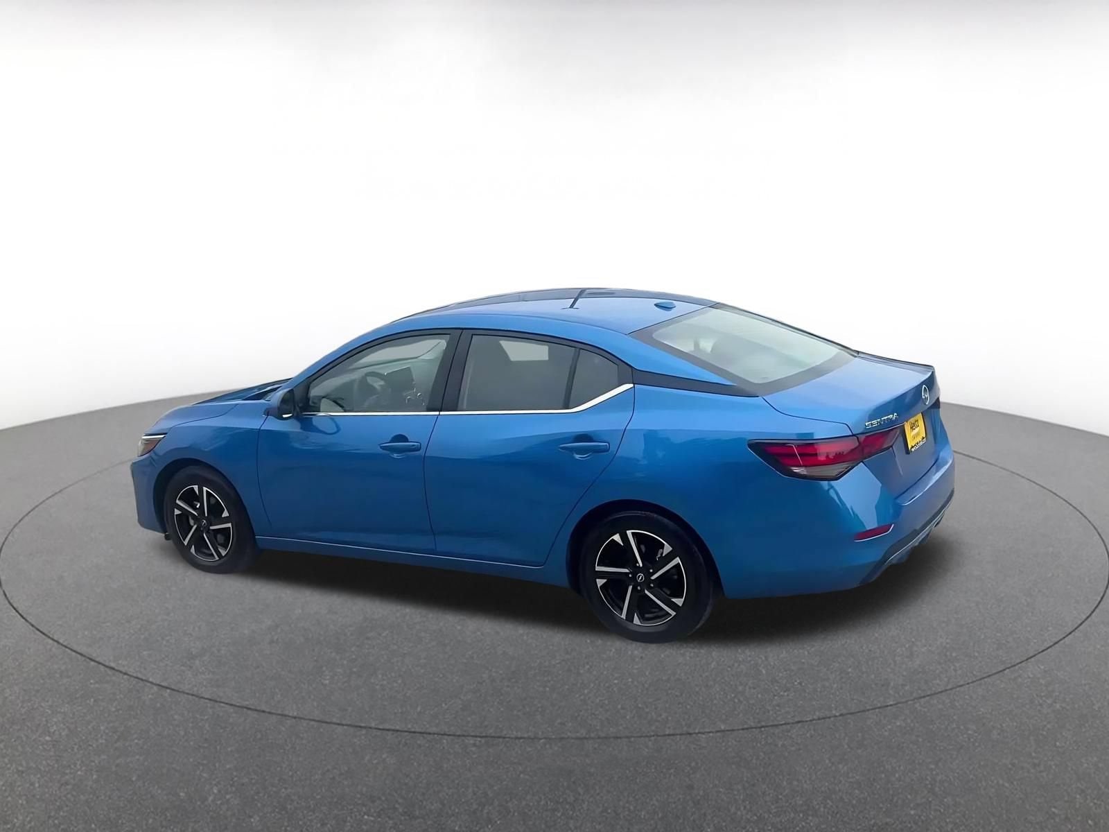 Thumbnail: 2025 Nissan Sentra - 10
