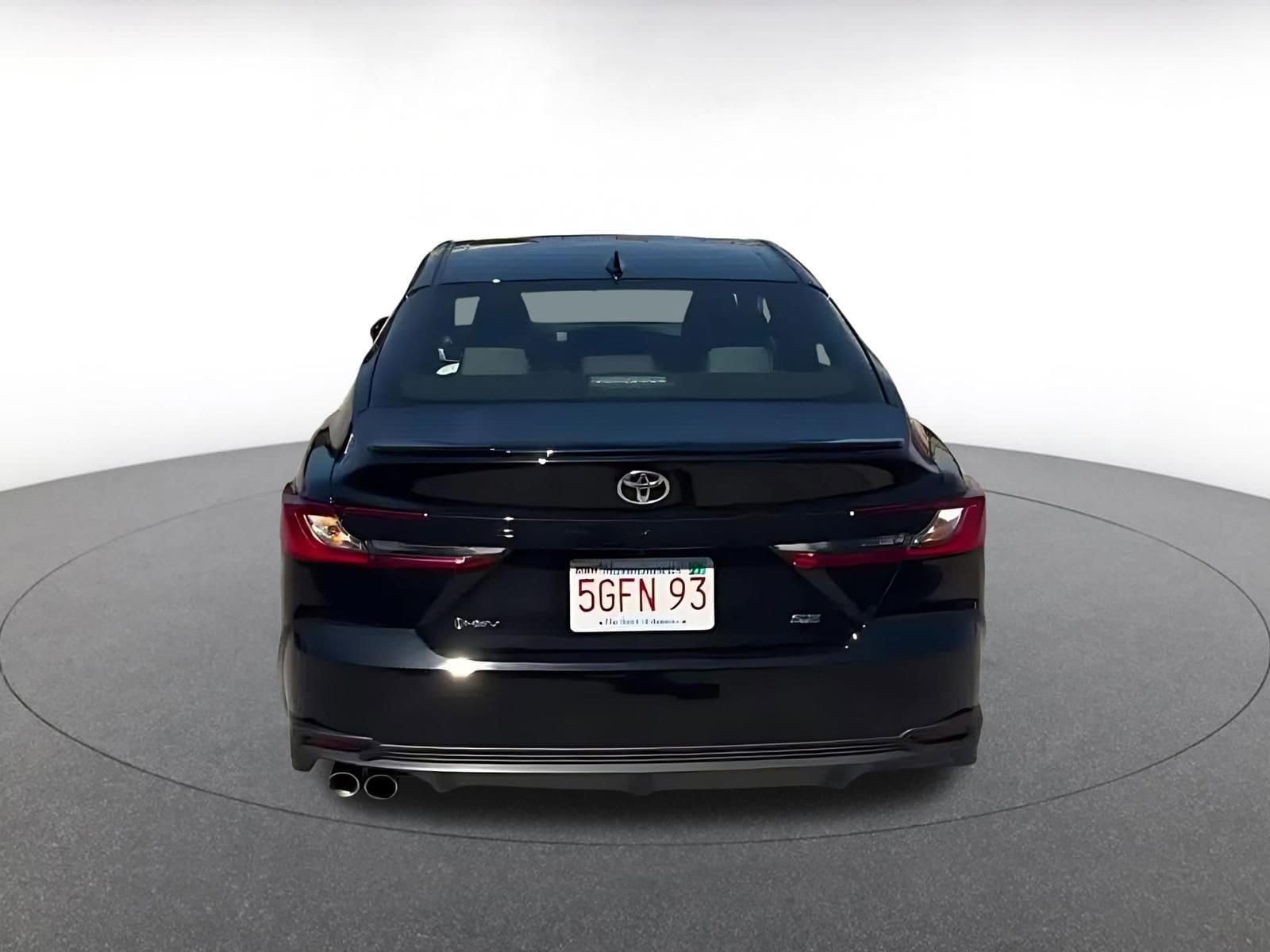 Thumbnail: 2025 Toyota Camry - 12