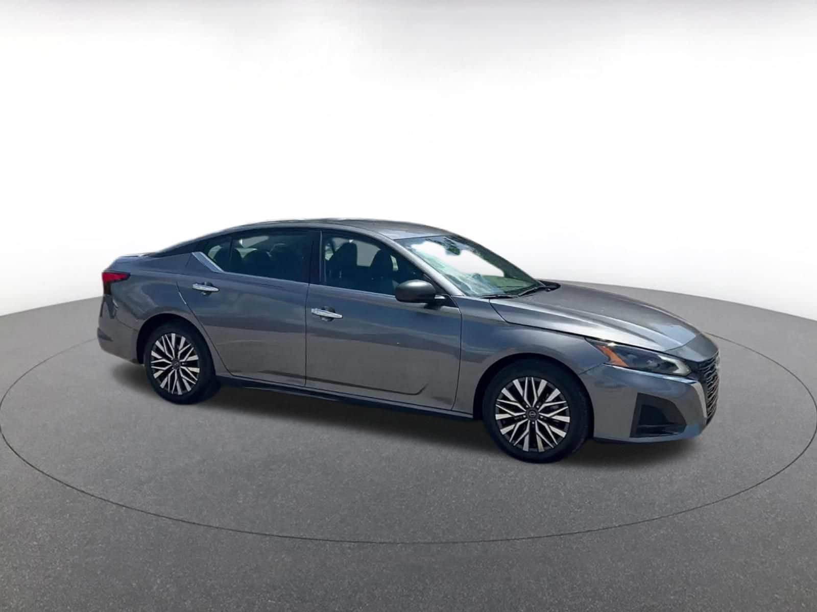 Thumbnail: 2025 Nissan Altima - 2