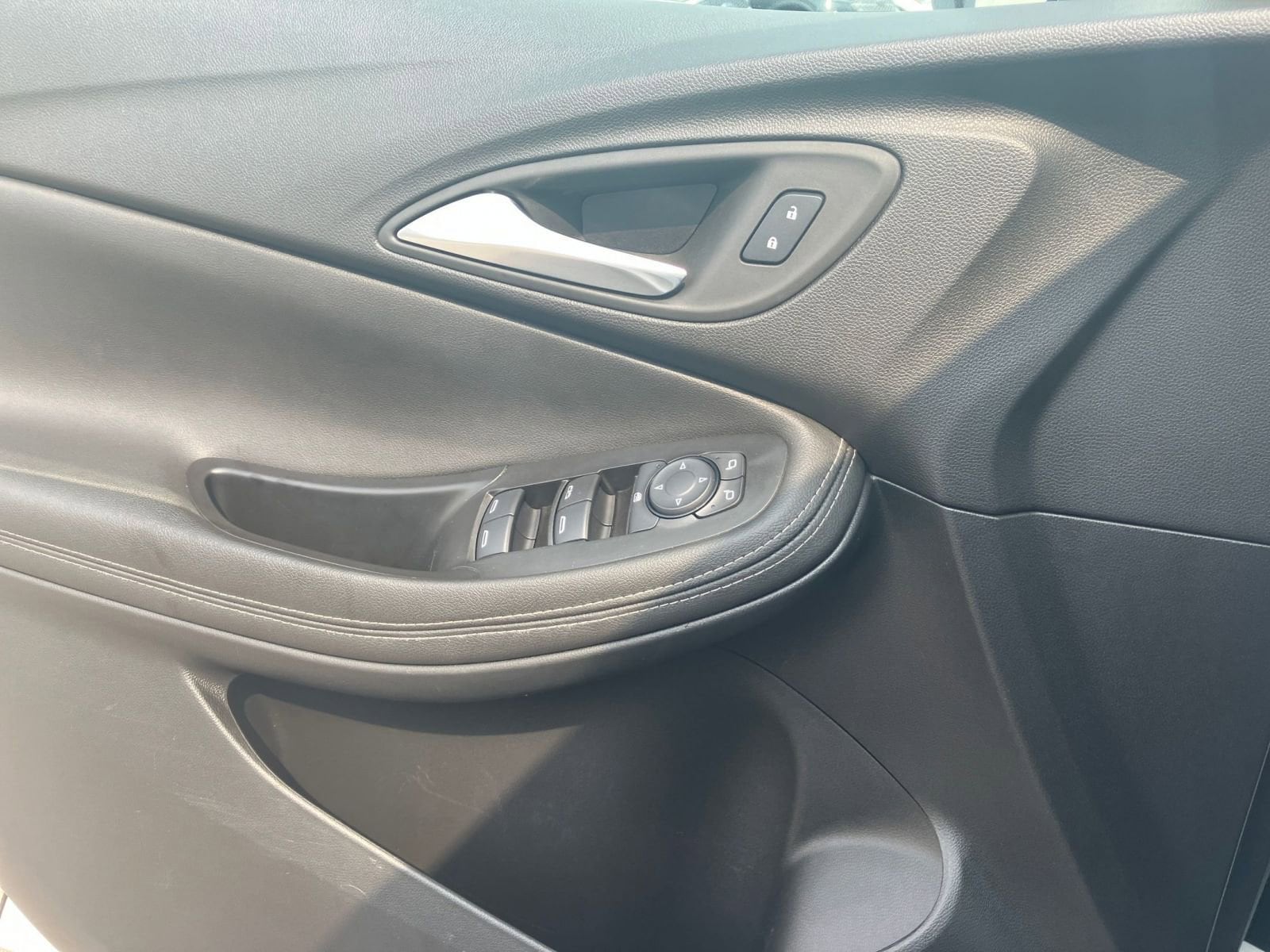 2024 Buick Encore GX Sport Touring 20