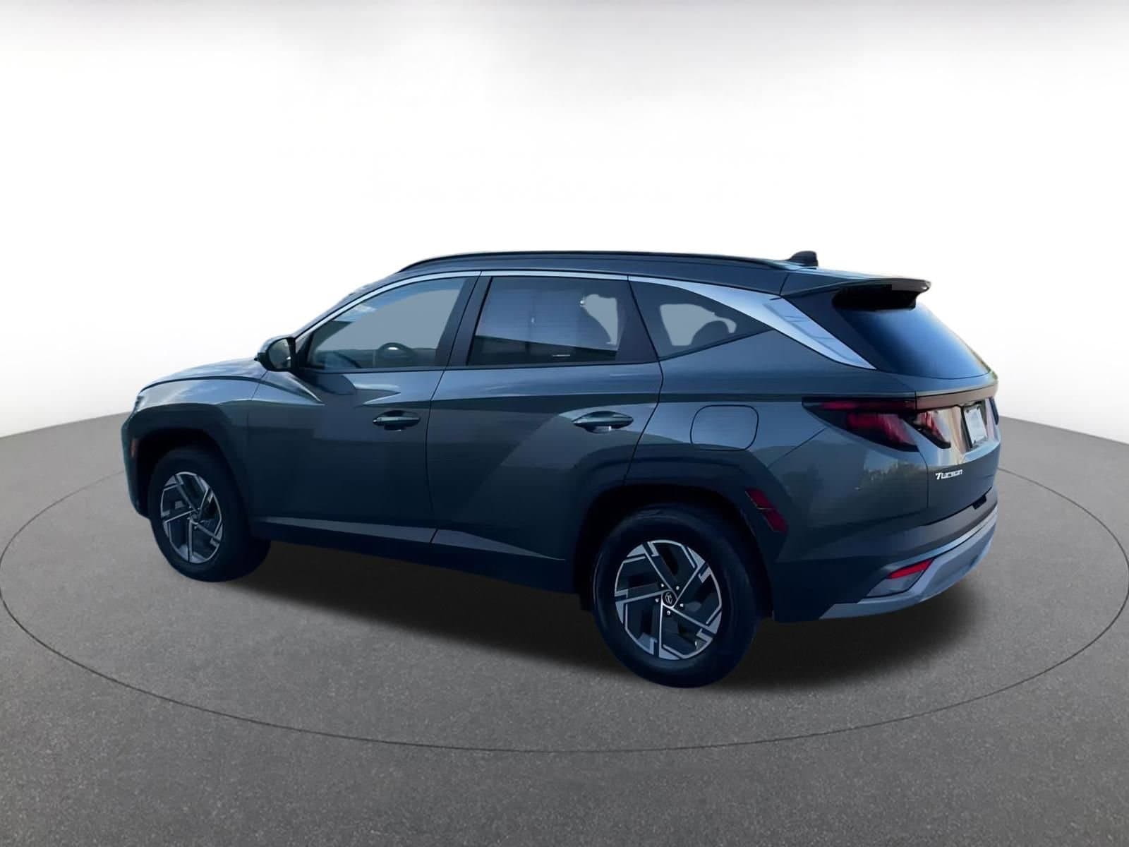 Thumbnail: 2025 Hyundai Tucson - 4