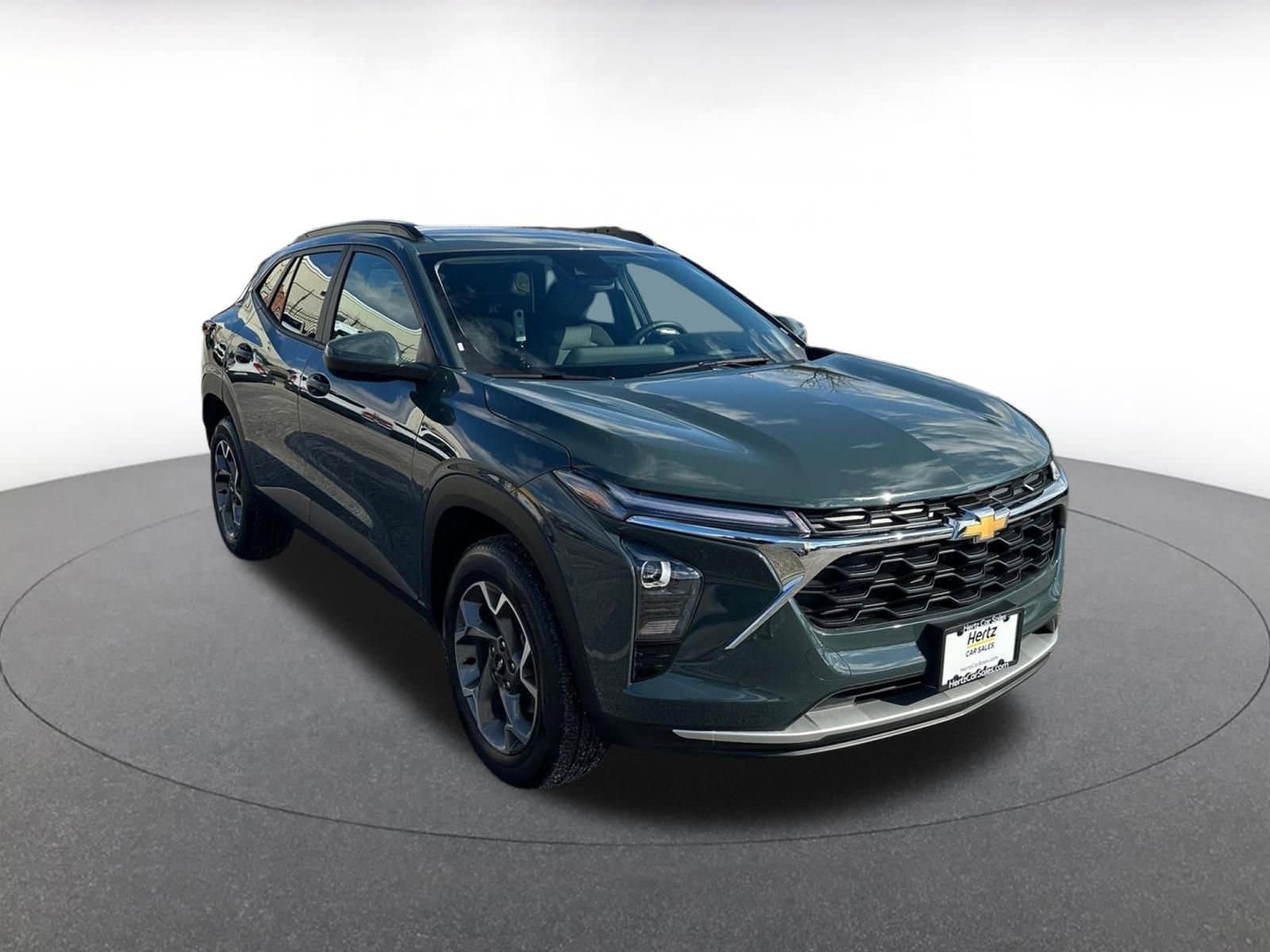 Thumbnail: 2025 Chevrolet Trax - 1