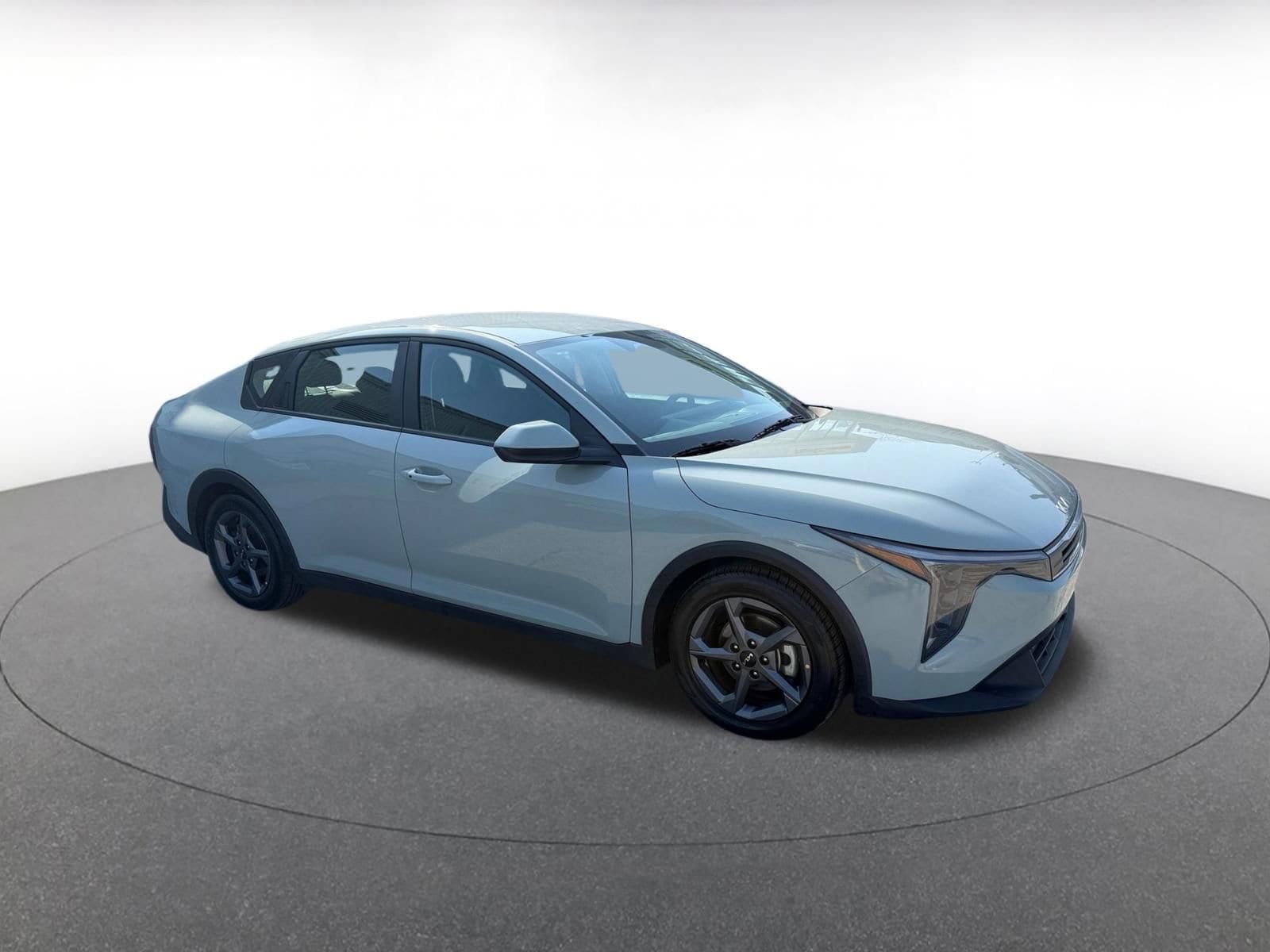 Thumbnail: 2025 Kia K4 - 1