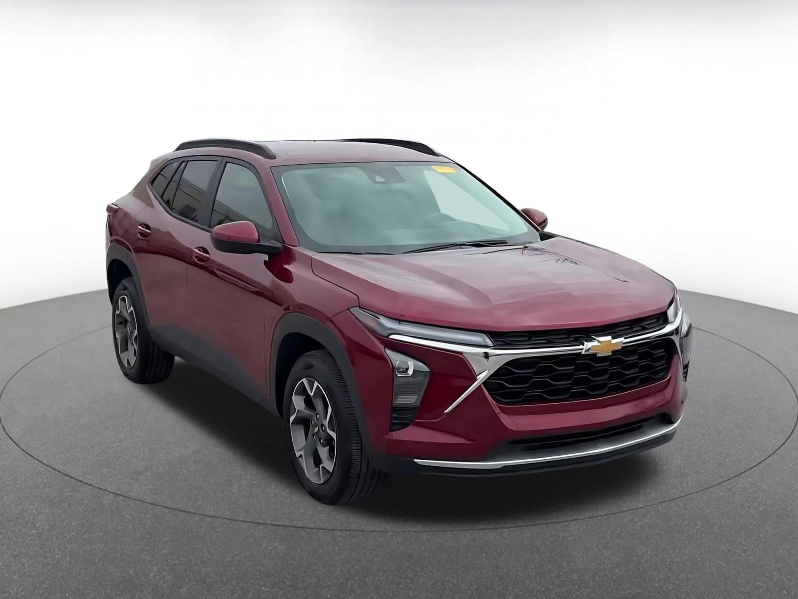 Thumbnail: 2025 Chevrolet Trax - 3