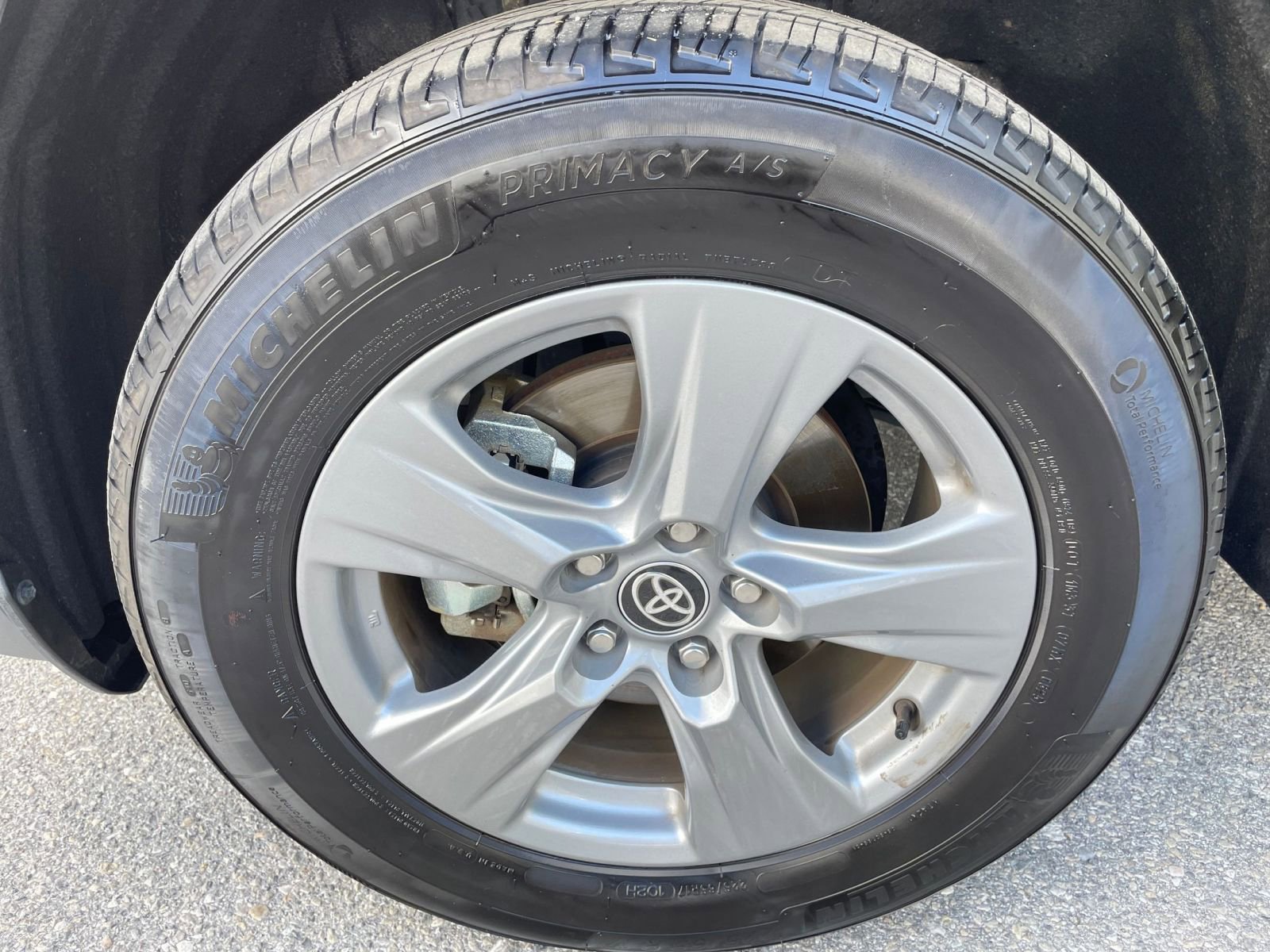 Thumbnail: 2025 Toyota RAV4 - 29