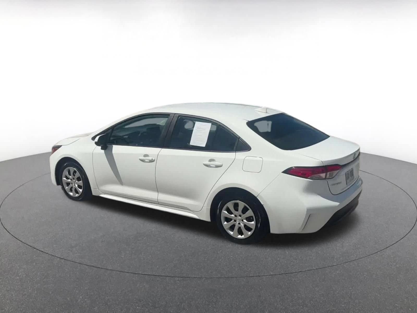 Thumbnail: 2025 Toyota Corolla - 8