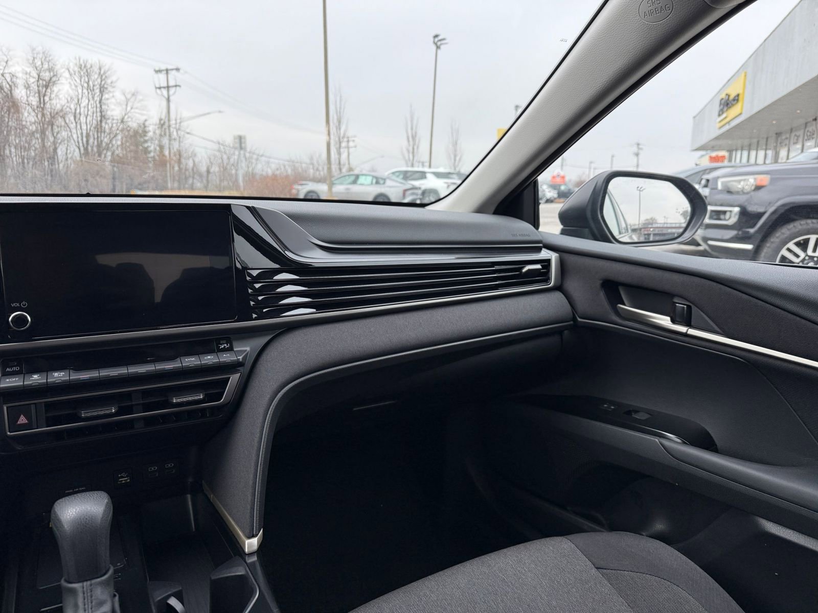 Thumbnail: 2025 Toyota Camry - 35