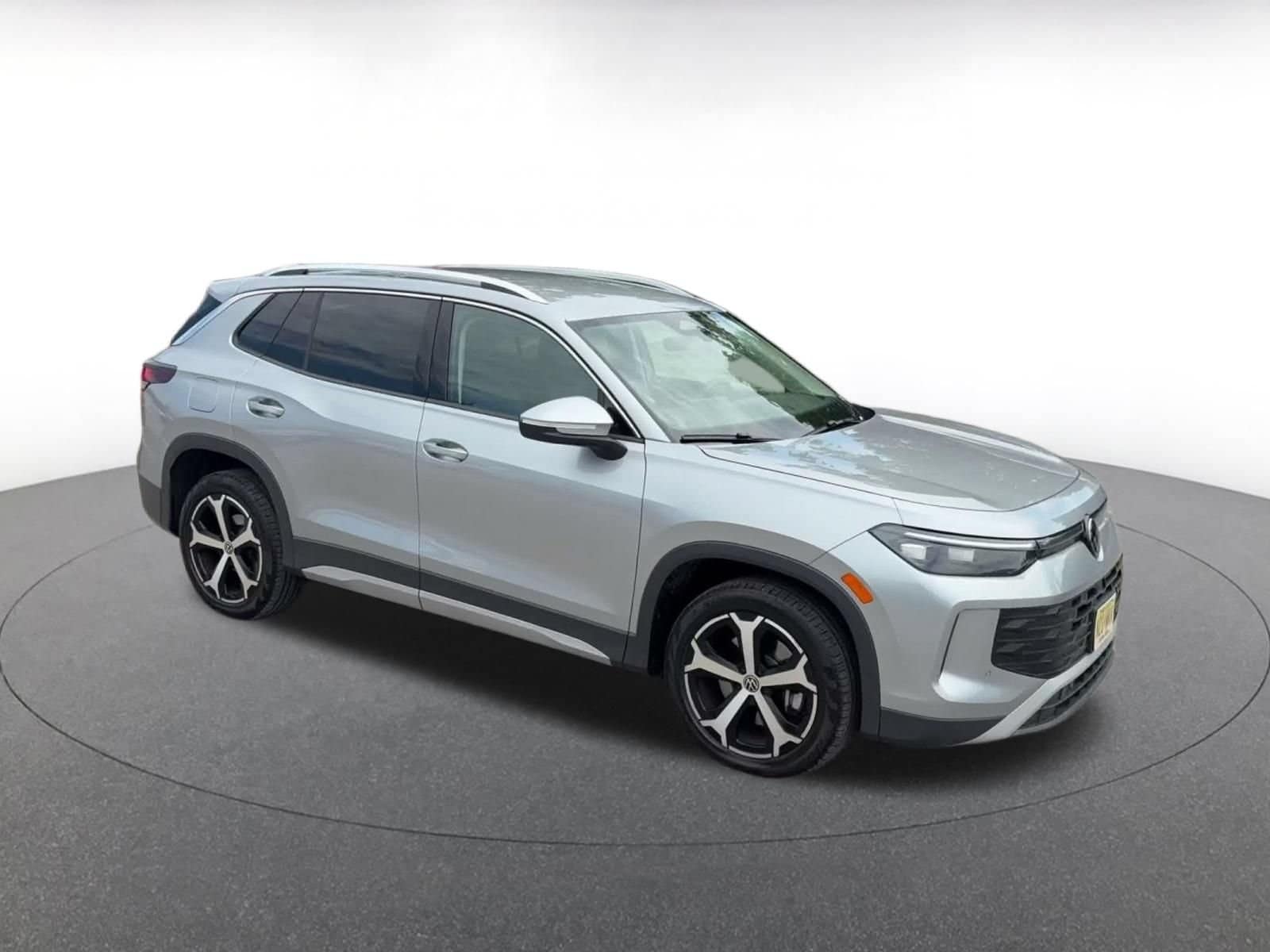 Thumbnail: 2026 Volkswagen Tiguan - 2