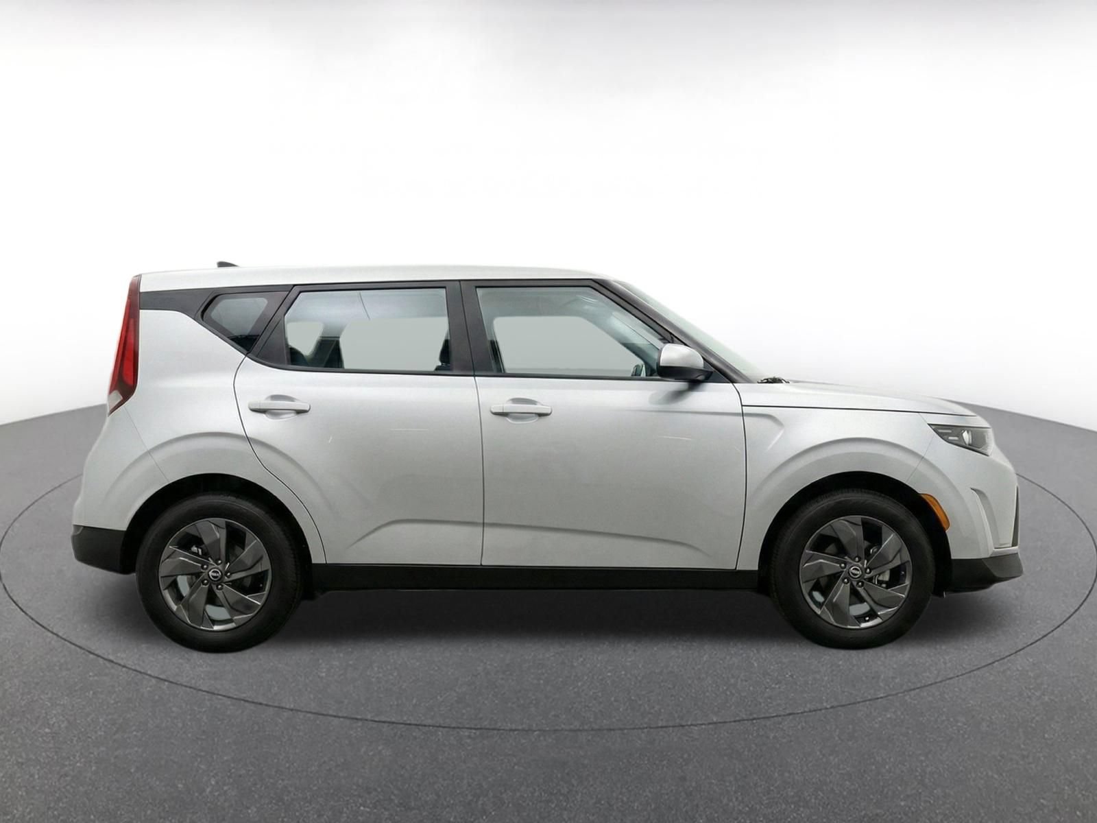 Thumbnail: 2025 Kia Soul - 10