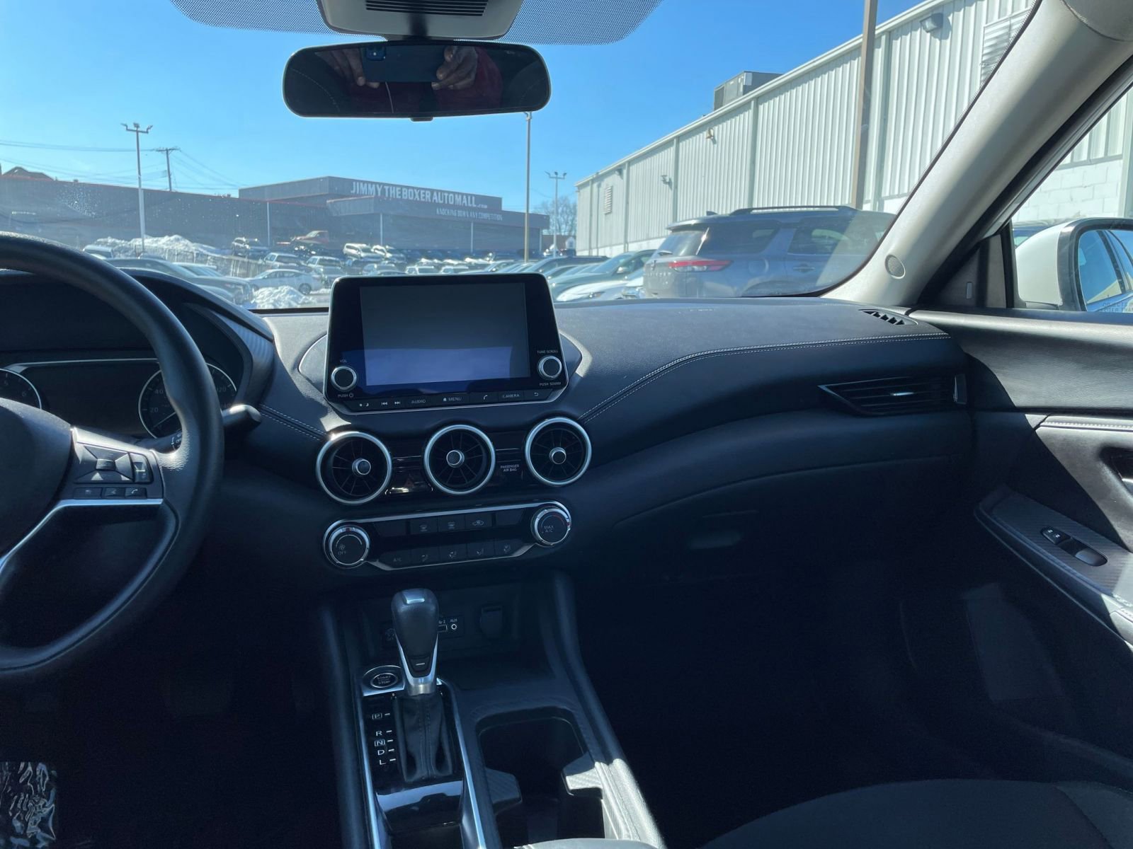 Thumbnail: 2025 Nissan Sentra - 33