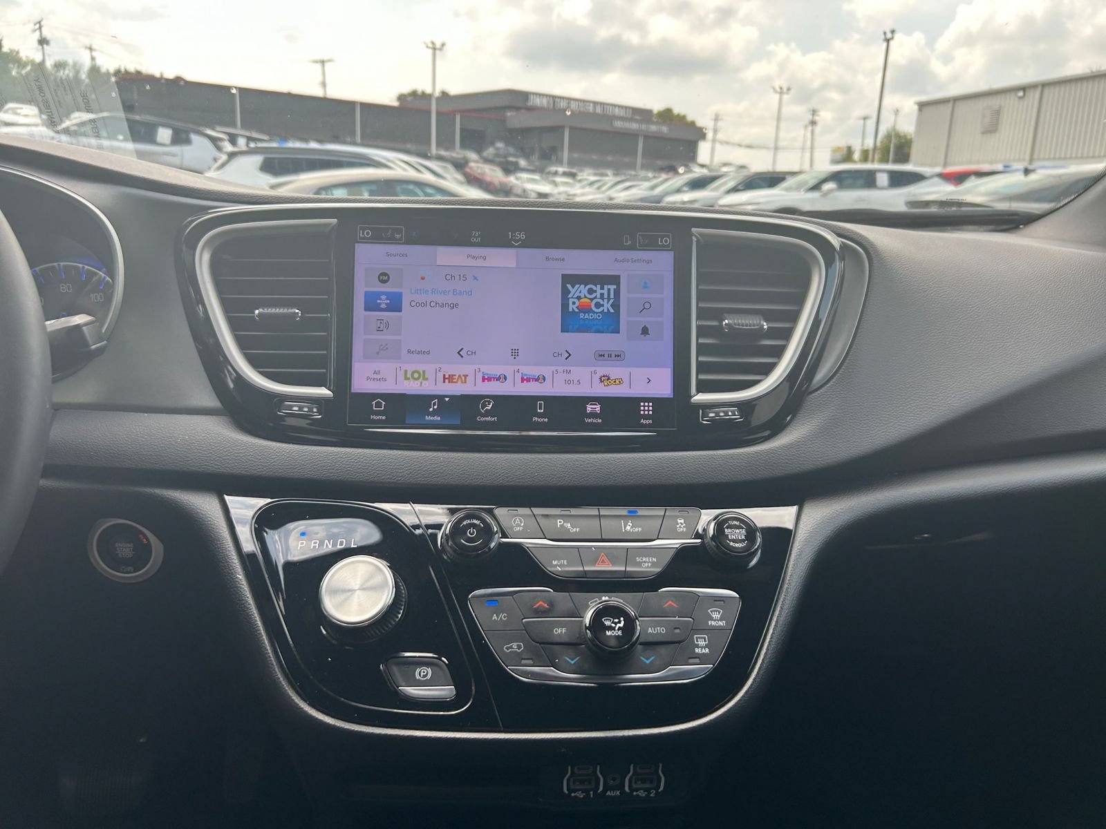 Thumbnail: 2025 Chrysler Pacifica - 14
