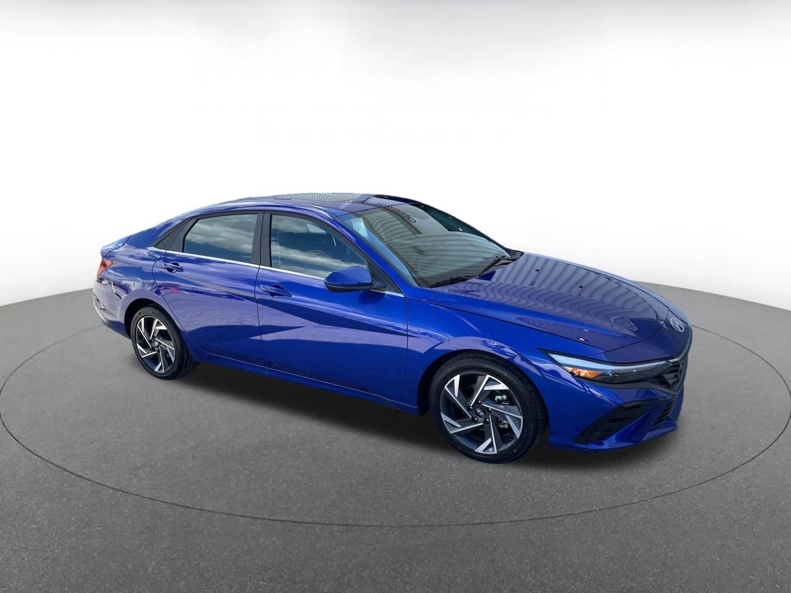 Thumbnail: 2025 Hyundai Elantra - 1