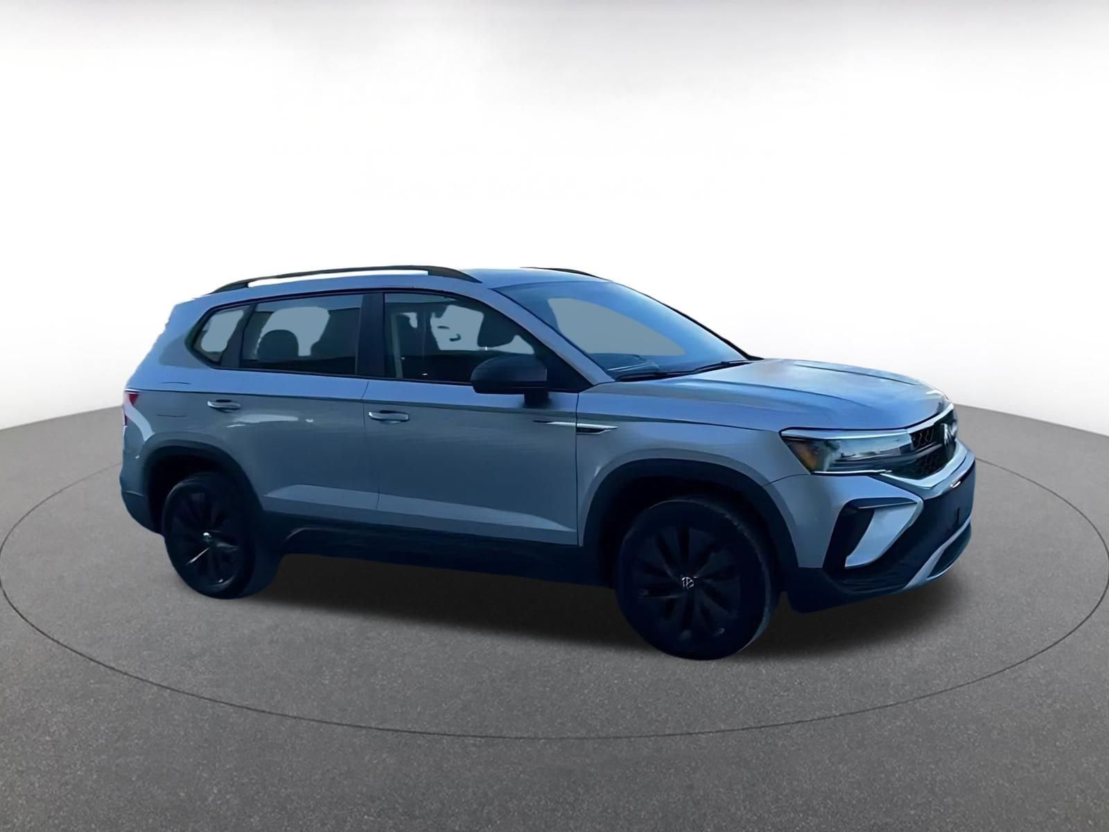 Thumbnail: 2024 Volkswagen Taos - 2